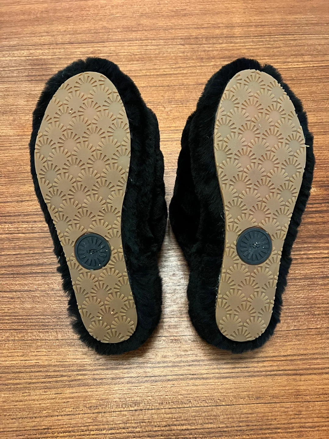 UGG Black Fluff Yeah Slide Slippers with Branded Heel Strap - photo 5