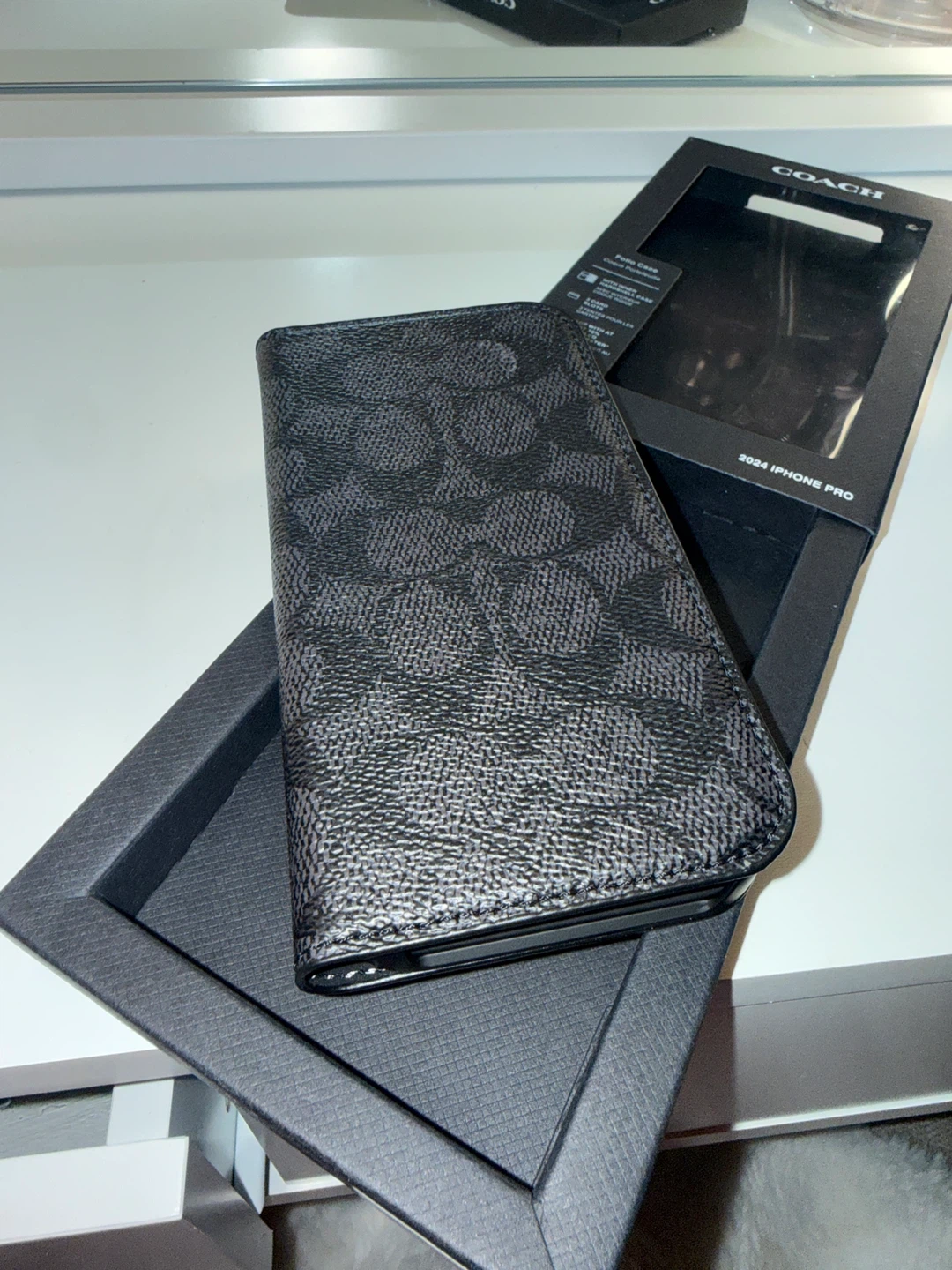 Coach Folio Phone Case for 2024 iPhone Pro - photo 3