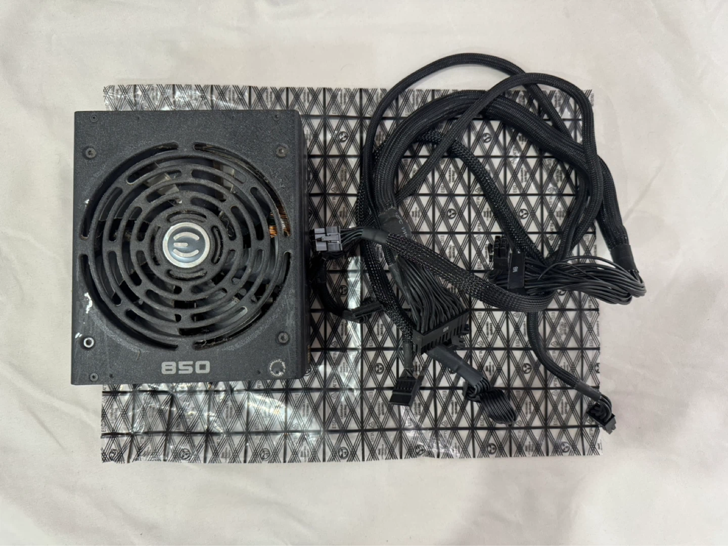 EVGA SuperNOVA 850 G2 | Reliable Gold PSU Unit - photo 4