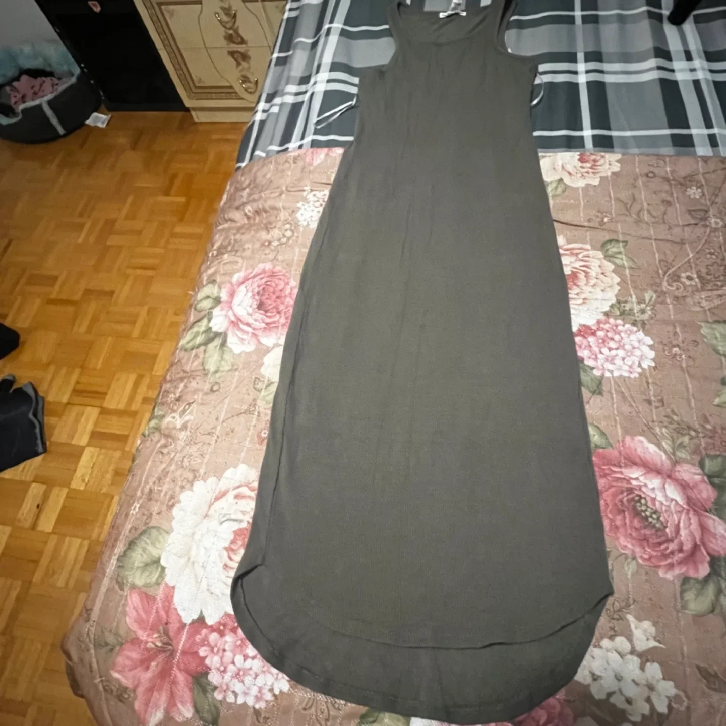 🌱Streetwear Society Ribbed Maxi Dress - Olive Green - Size S