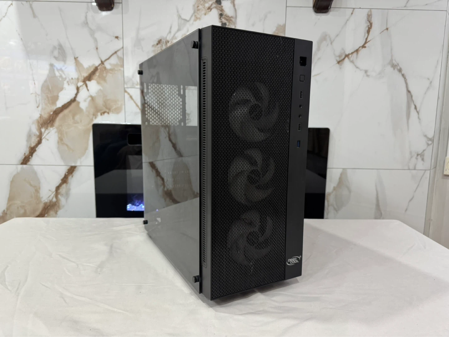Deepcool Matrexx Case + 3 RGB Fans | Budget RGB Build Case