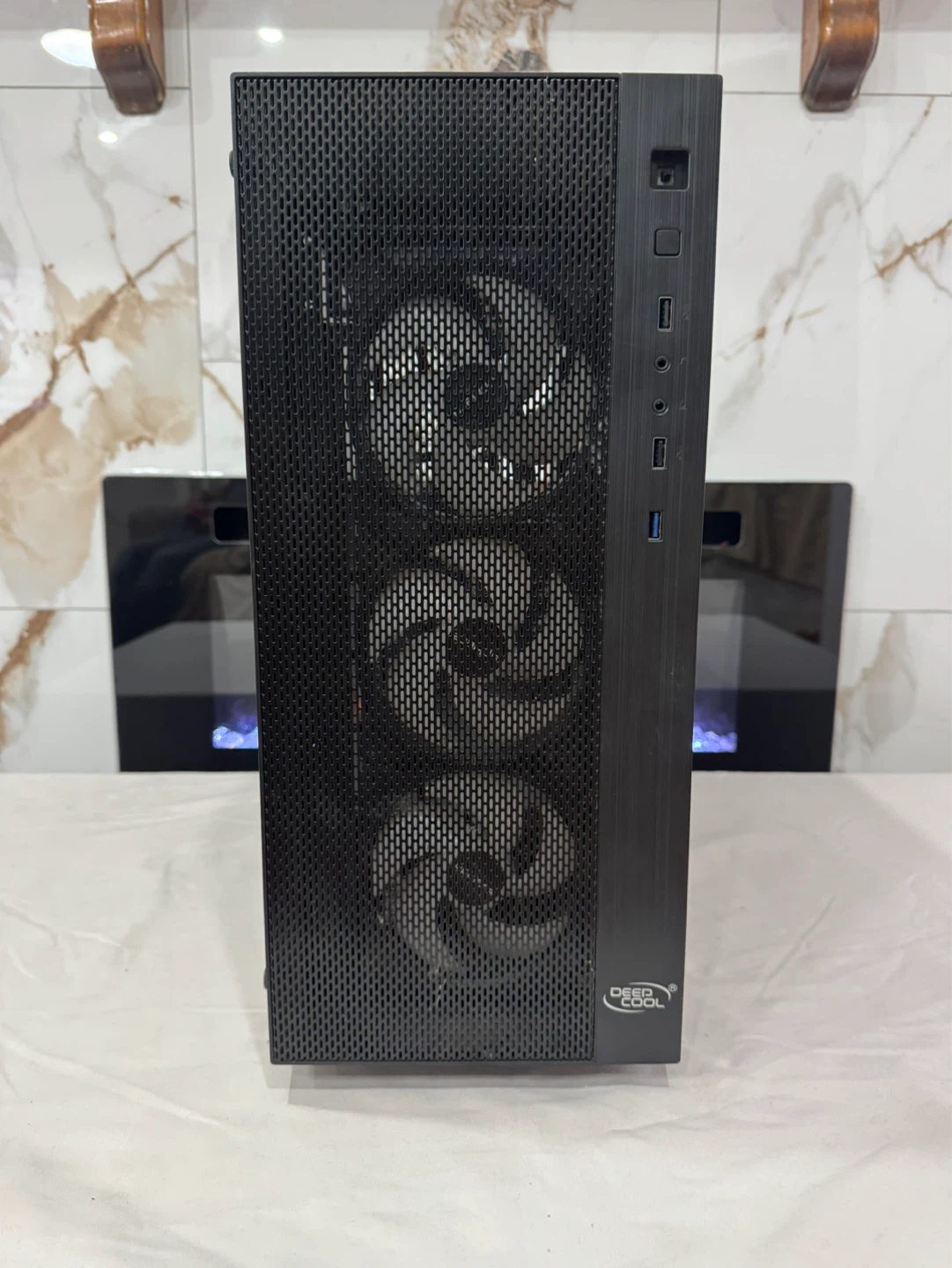 Deepcool Matrexx Case + 3 RGB Fans | Budget RGB Build Case - photo 2