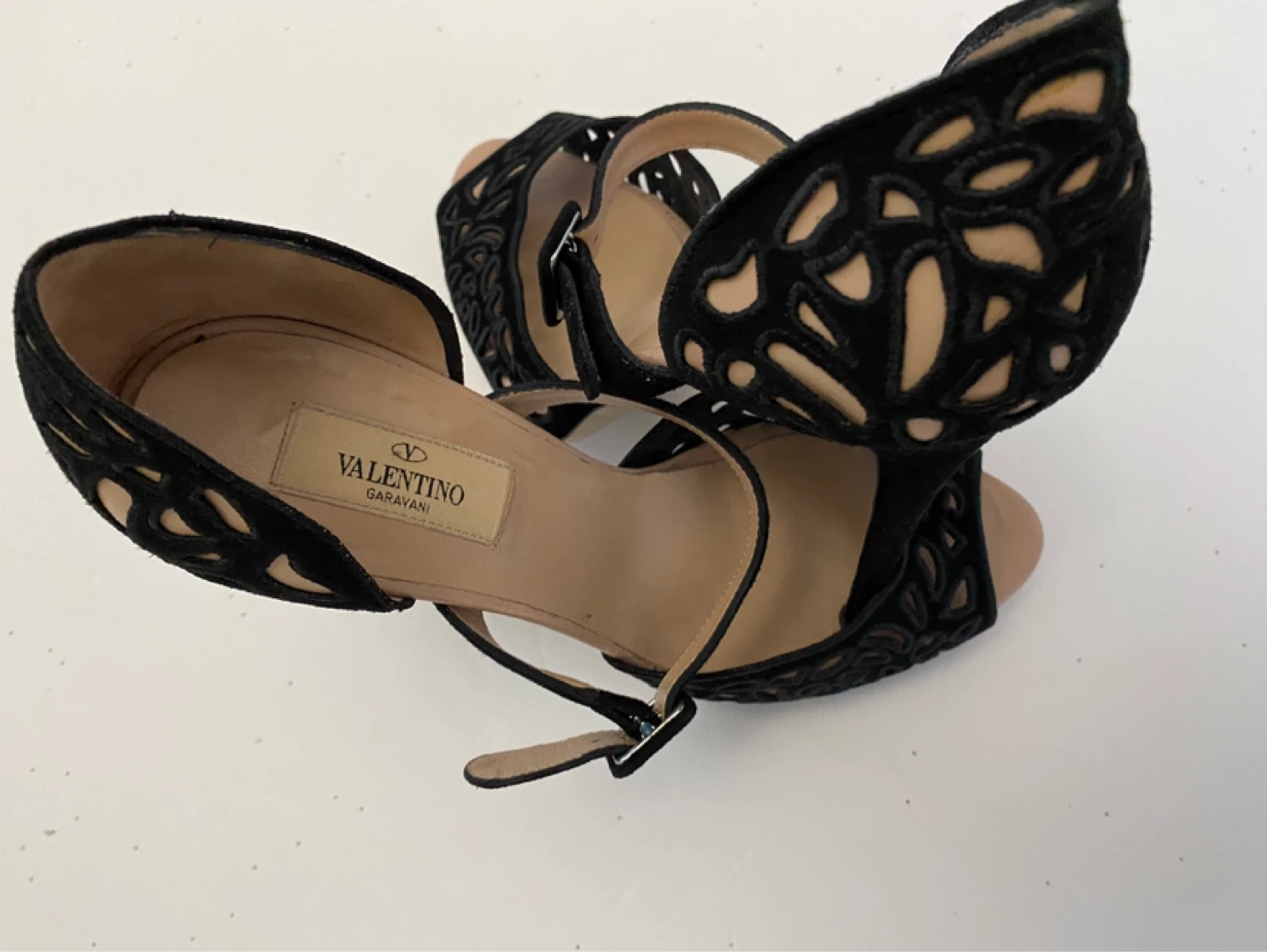 Valentino Garavani Black Suede Laser Cut Heels - photo 3