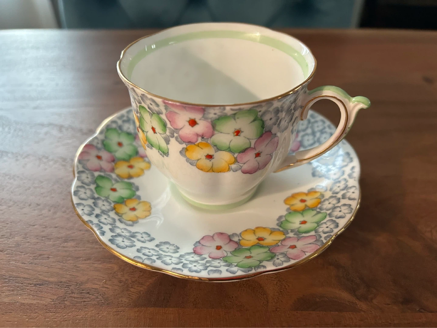 Colclough Bone China Teacup and Saucer Set - photo 5