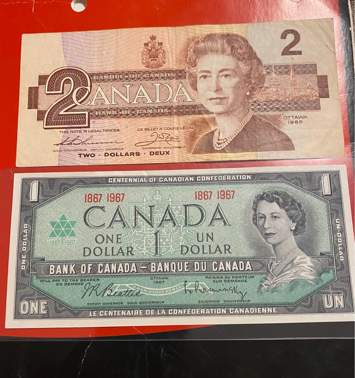 Canada 2 Dollar and 1 Dollar Banknotes