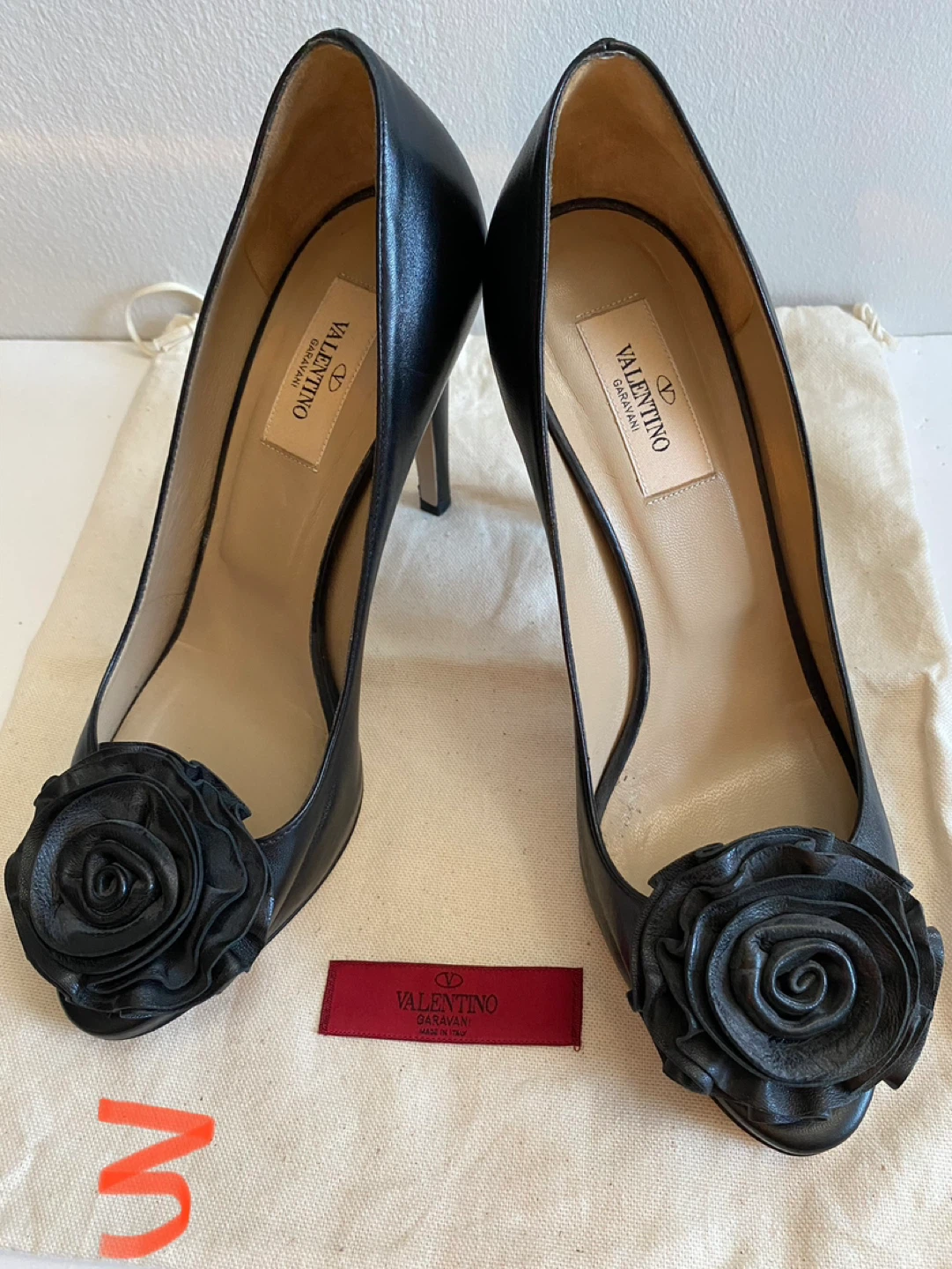 Valentino Garavani Black Leather Rose Pumps