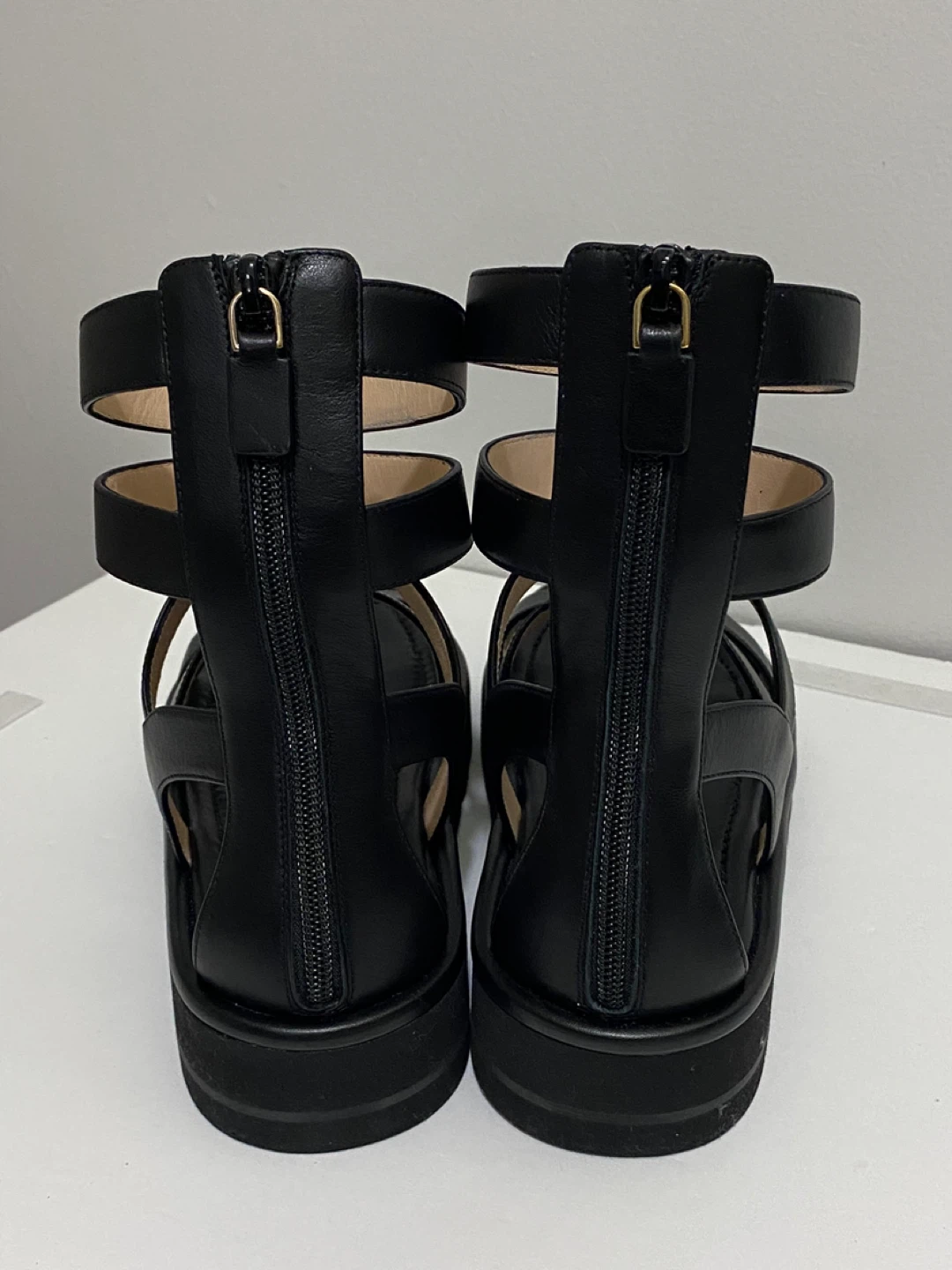 Stuart Weitzman Black Leather Gladiator Sandals - photo 4