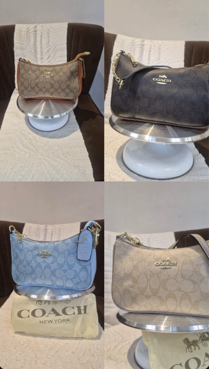 Coach Signature Canvas Shoulder Bag - photo 5