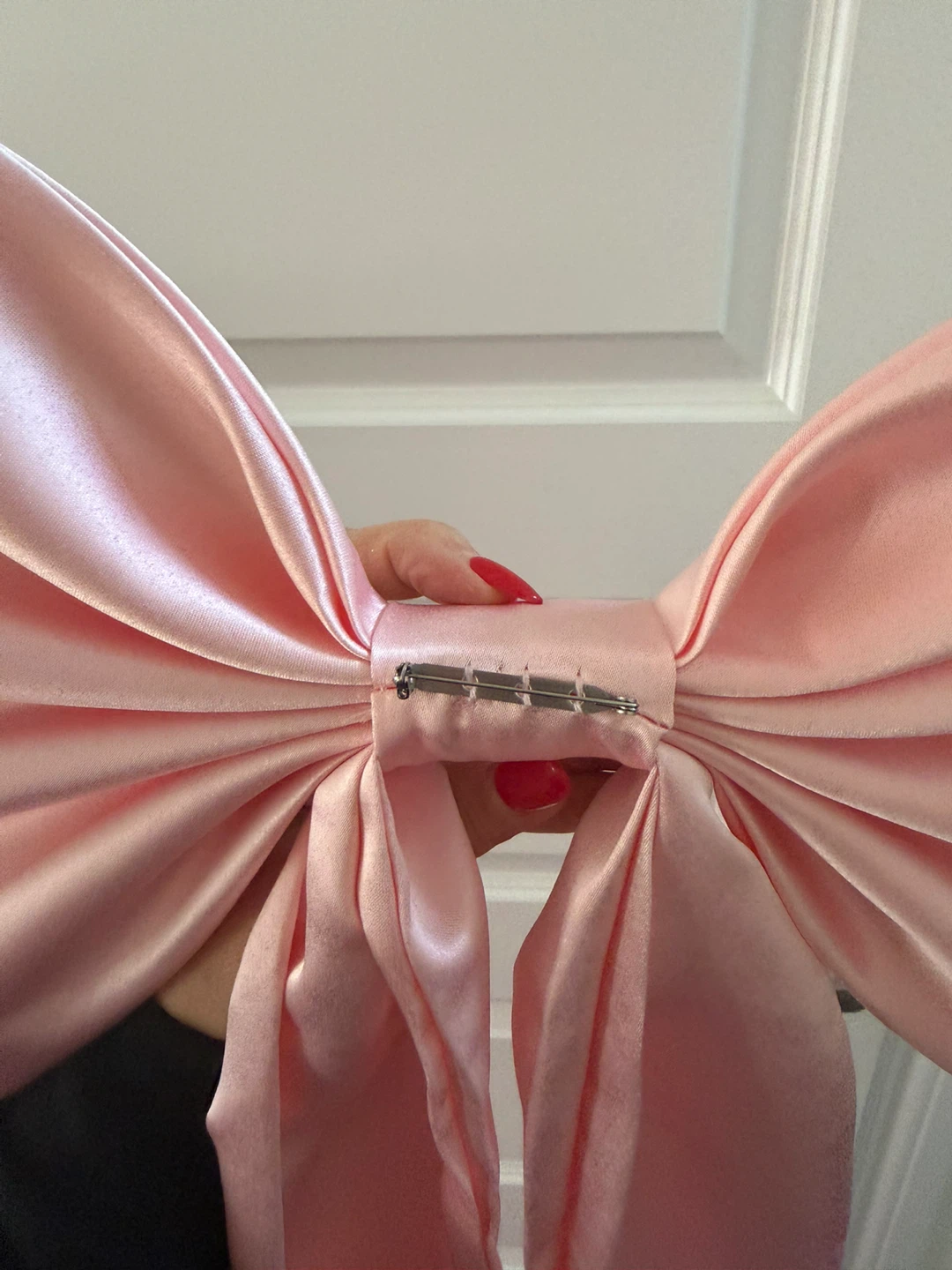 Pink satin back, large single-layer black bow & 150 cm ribbon - photo 5