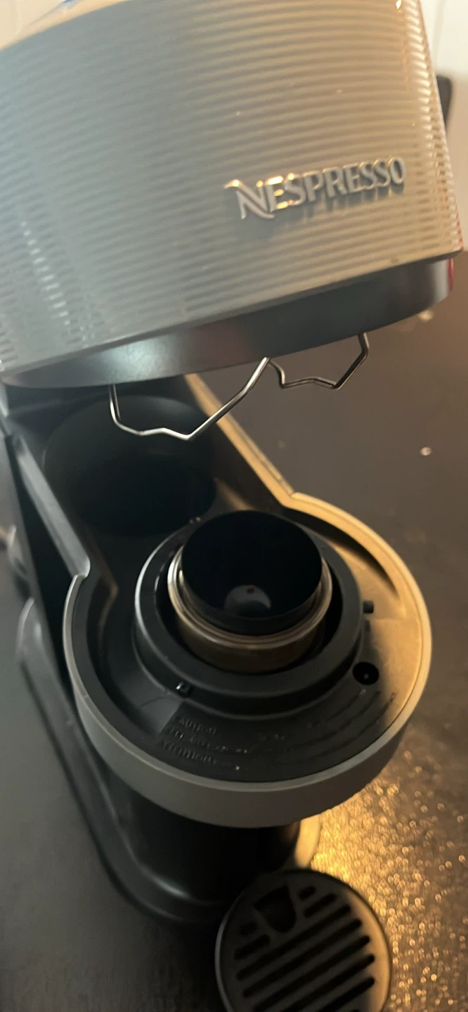 Nespresso VertuoPlus Coffee Machine - photo 3