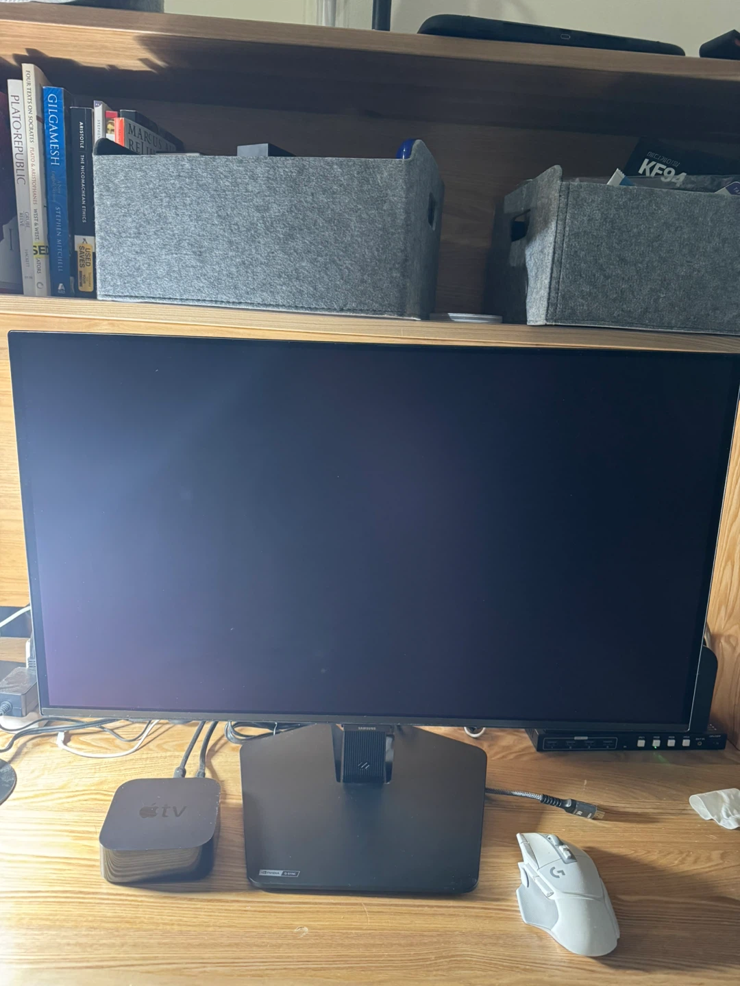 27 inch Samsung G5 OLED Odyssey Gaming Monitor