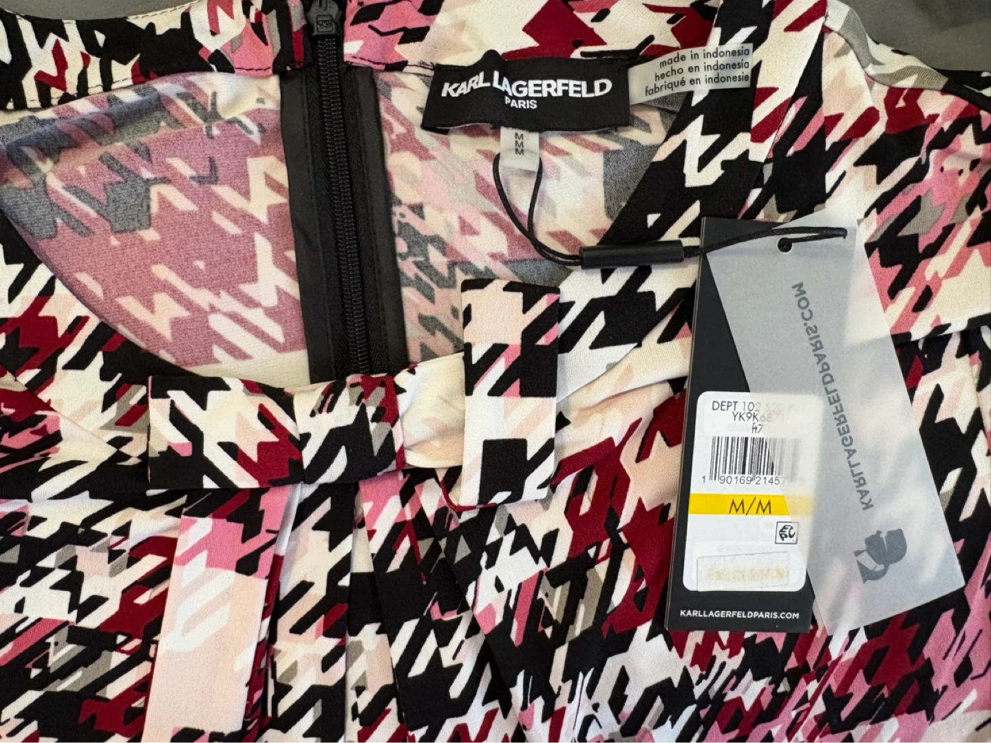 M - NEW with TAG! Karl Lagerfeld Paris Houndstooth Blouse - photo 5