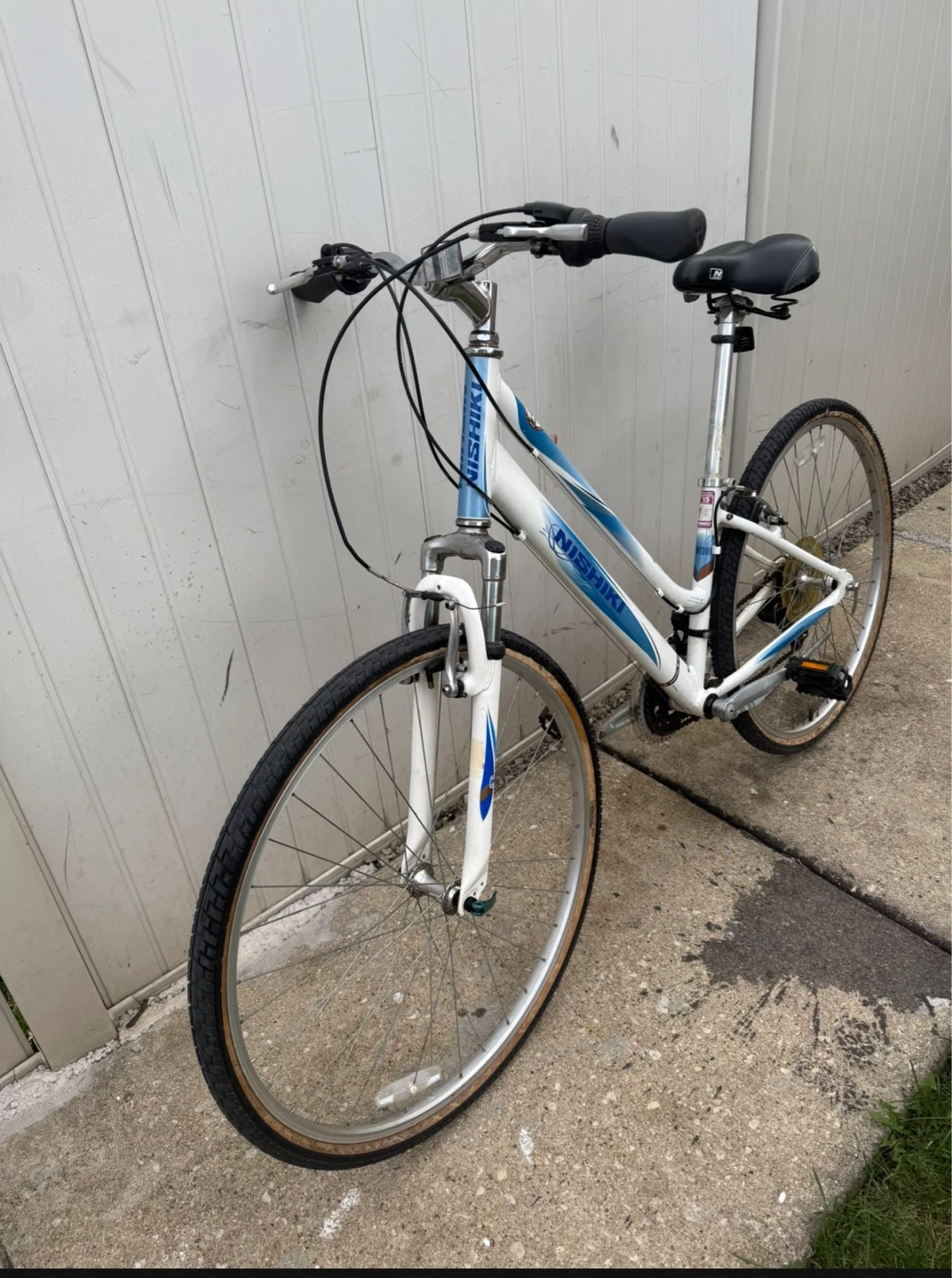 Nishiki Contour Women's Hybrid Bike - 15" Frame Size - photo 2