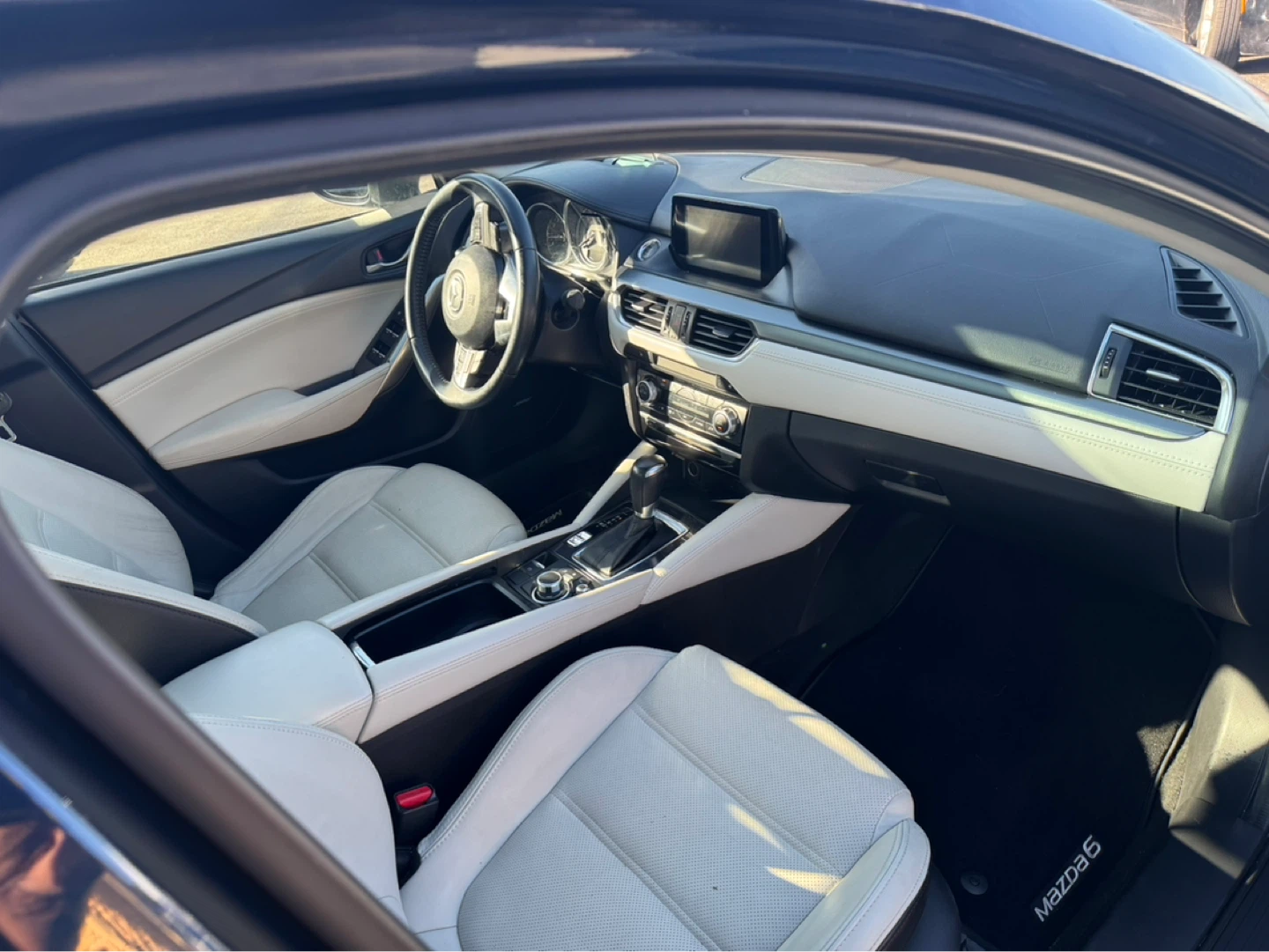 Blue Mazda 6 Sedan - photo 4