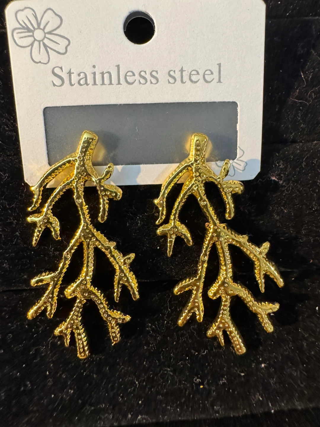 Gold coloured stainless steel branch earrings - photo 4