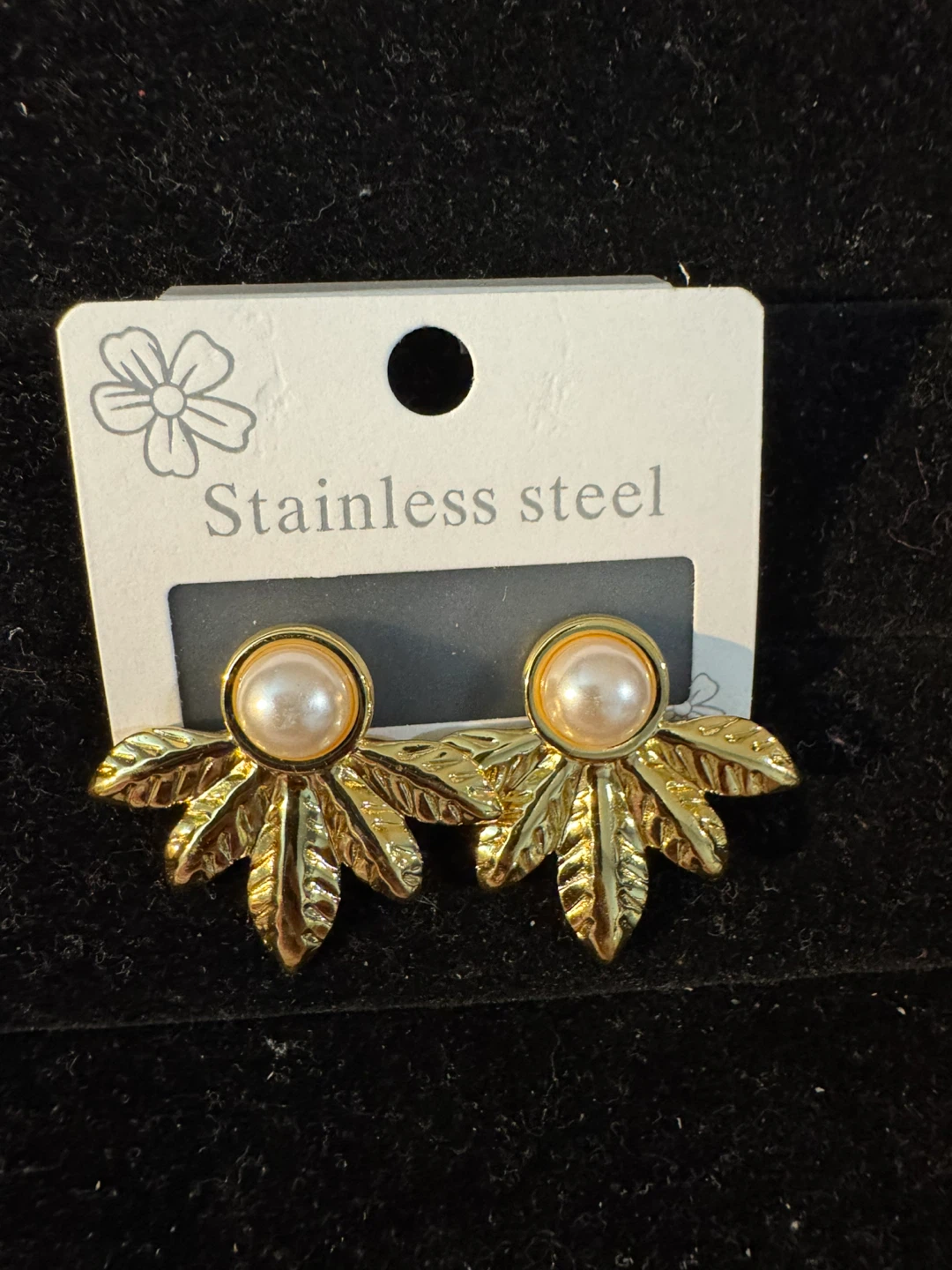 Gold Leaf Earrings with Pearl Accent - photo 2