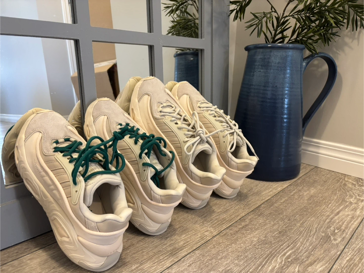 Brand New Adidas Oznoua Sneakers Beige with Green Laces - photo 3
