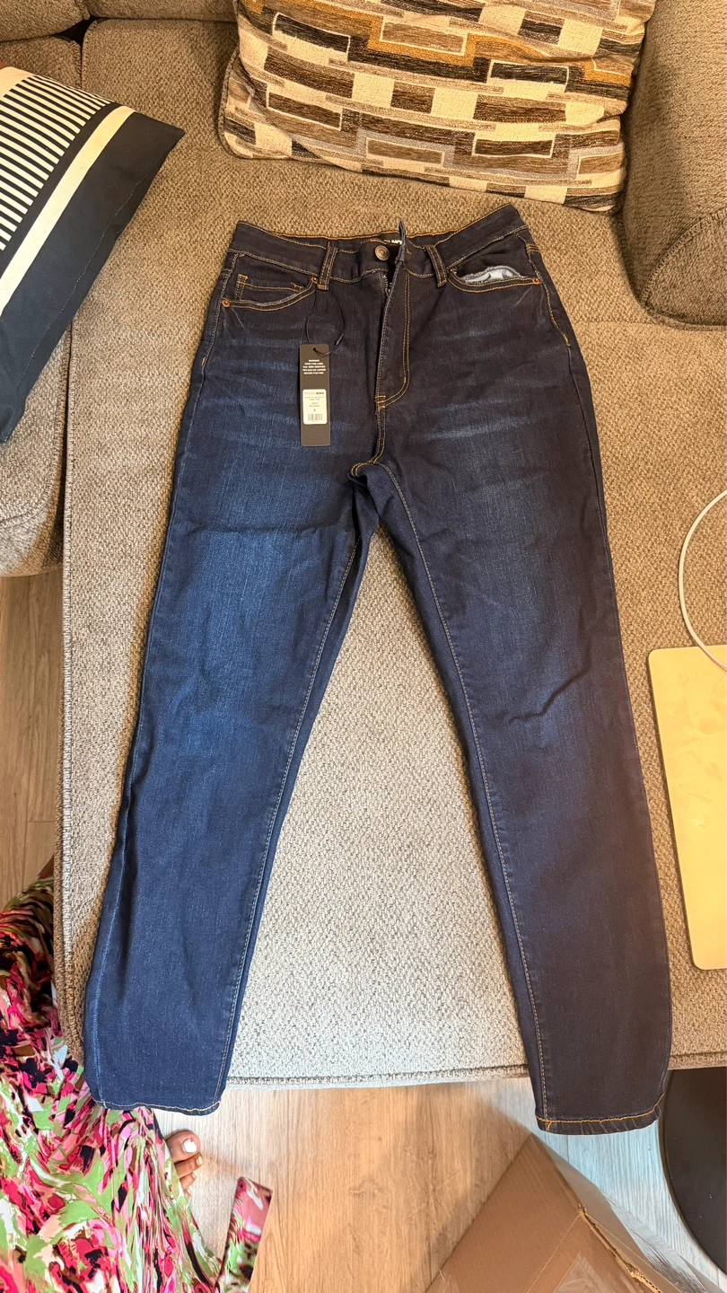 Fashion Nova Dark Wash Stretch Skinny Jeans Size 9 - photo 3