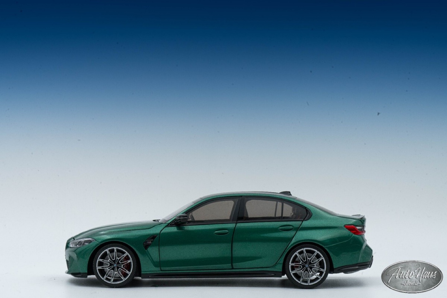 1/18 Minichamps 2020 BMW M3 G80 Green - photo 5