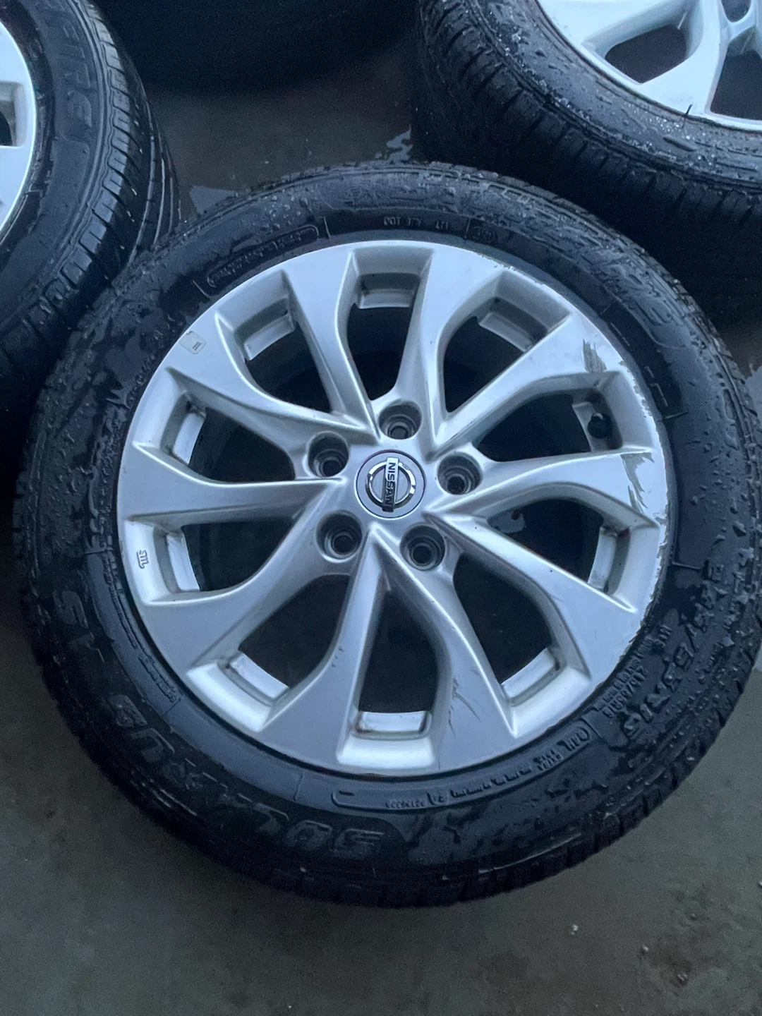 Nissan Sentra 2019 Alloy Wheels and Tires - photo 2