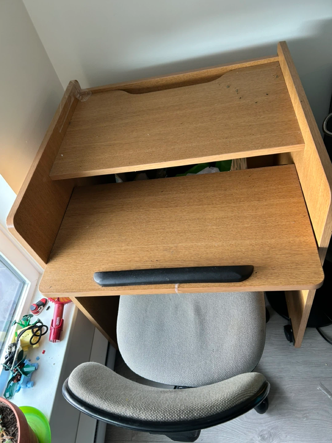 Wooden Kids Desk with Shelf