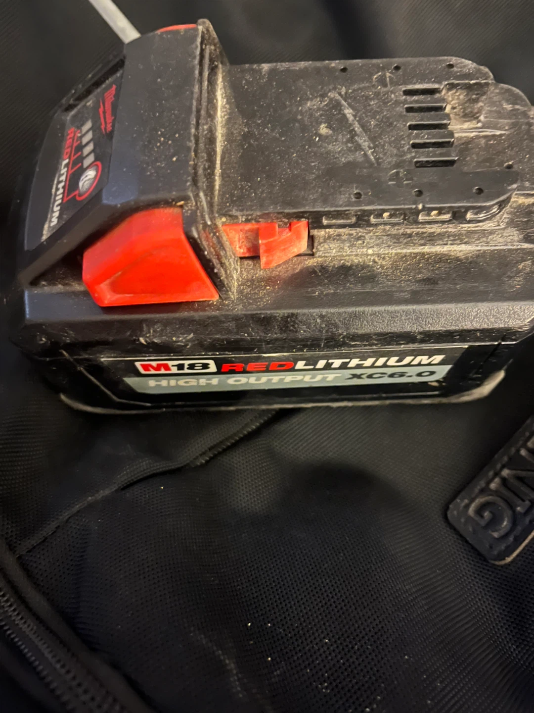 Milwaukee M18 REDLITHIUM XC 6.0 AH Battery Pack - photo 3
