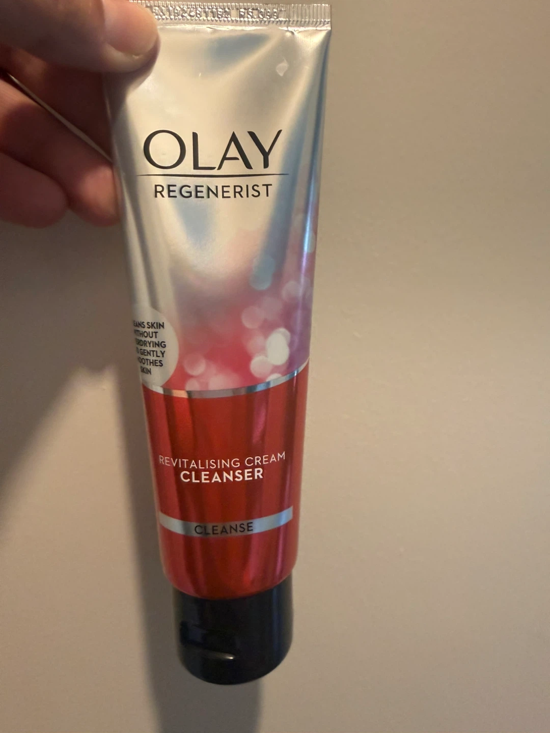 Olay Regenerist Revitalising Cream Cleanser