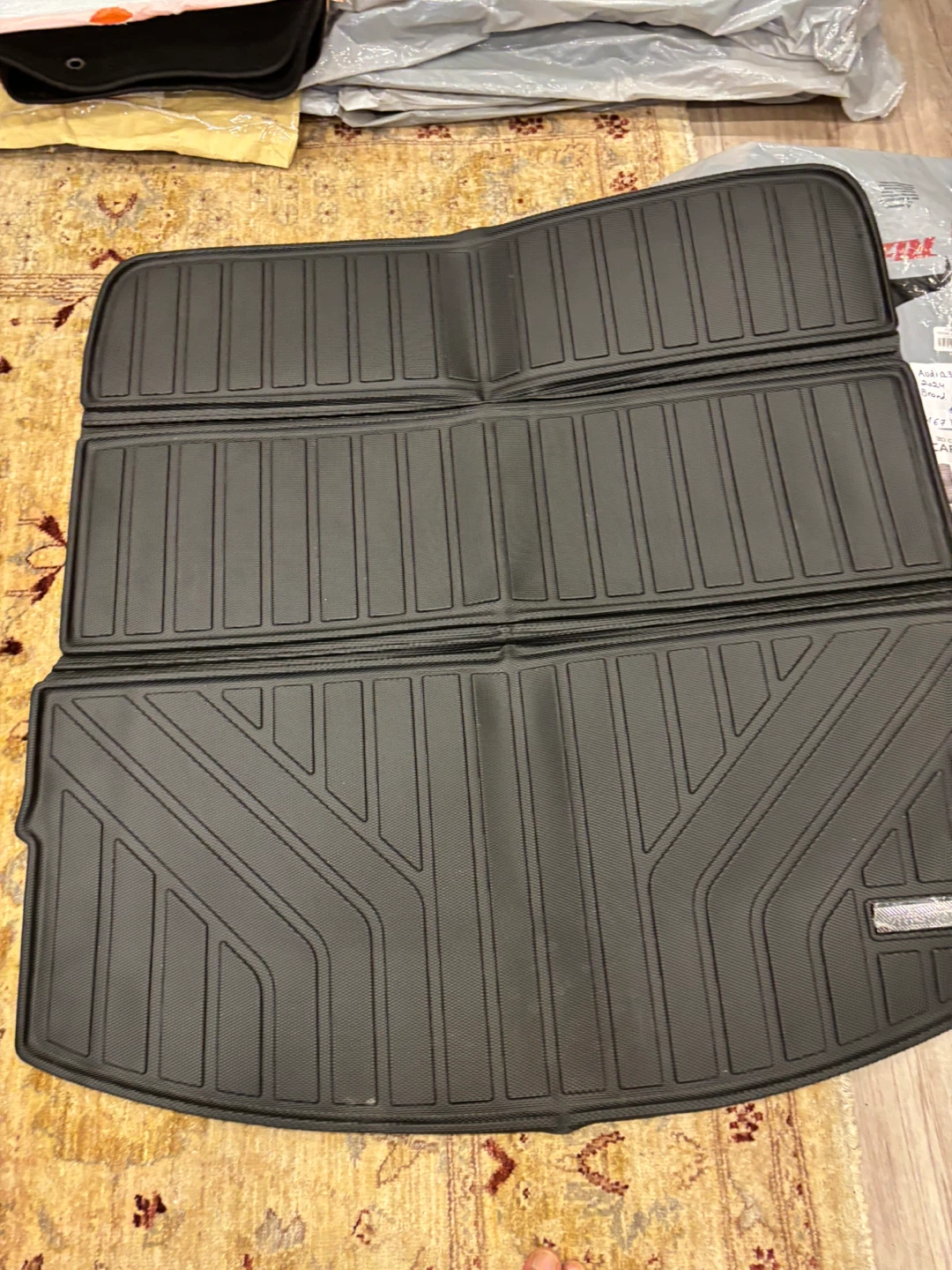 Brand New Audi Q3 2018–2024 Trunk Cargo Liner Rubber Mat - photo 2