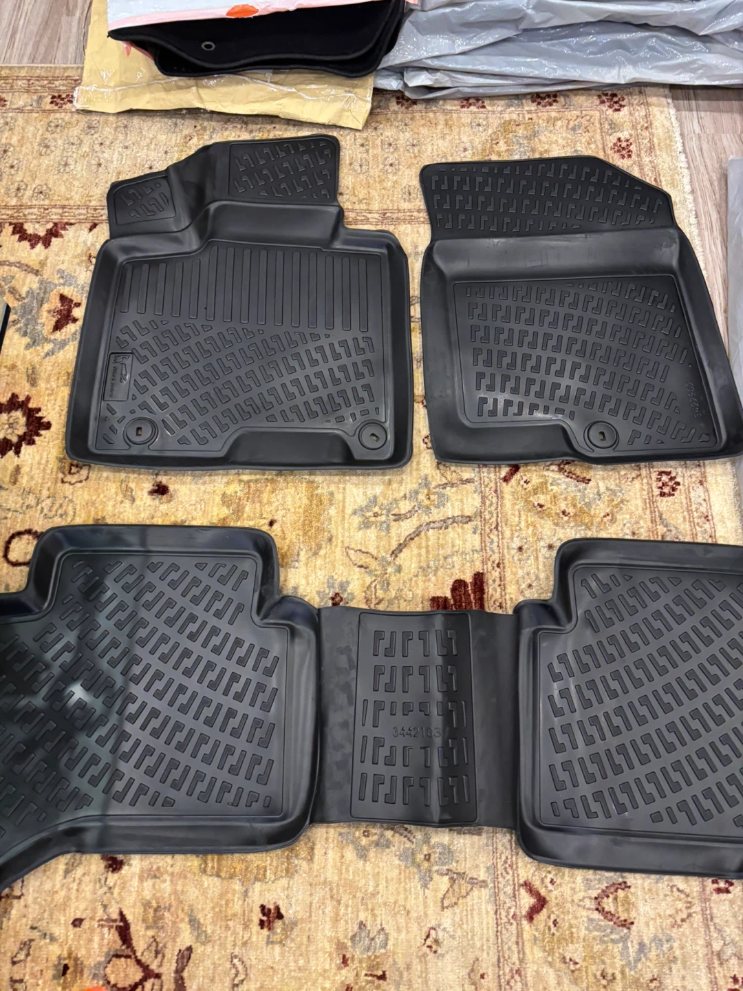 Rizliner 3D Custom Fit Rubber Car Mats for Hyundai Santa Cruz - photo 2