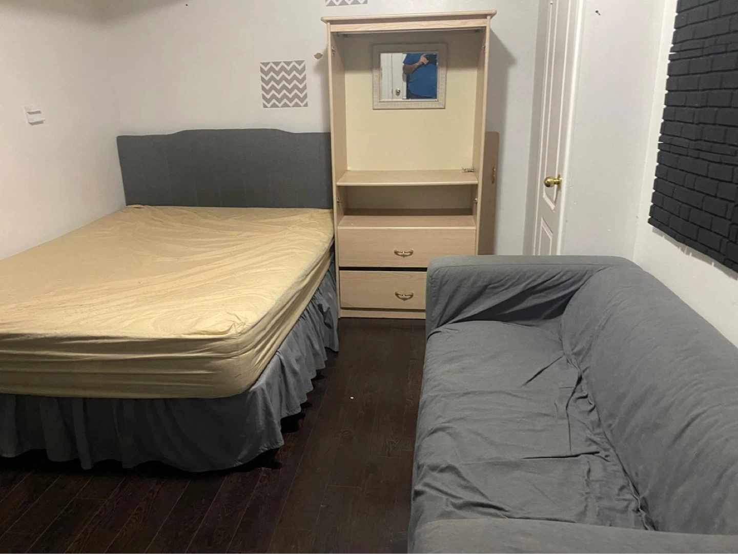 Basement for rent. Read the description for the price. - photo 3