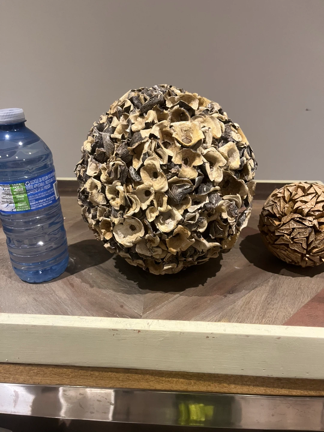 Decorative balls made from some kind of wood / plant