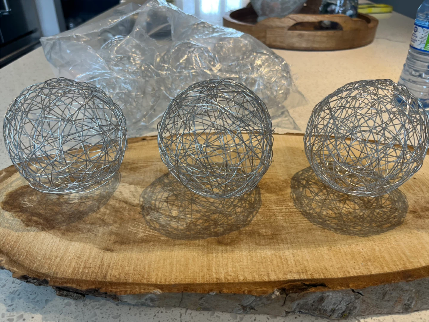 Brand new decorative 4” wire balls - photo 2