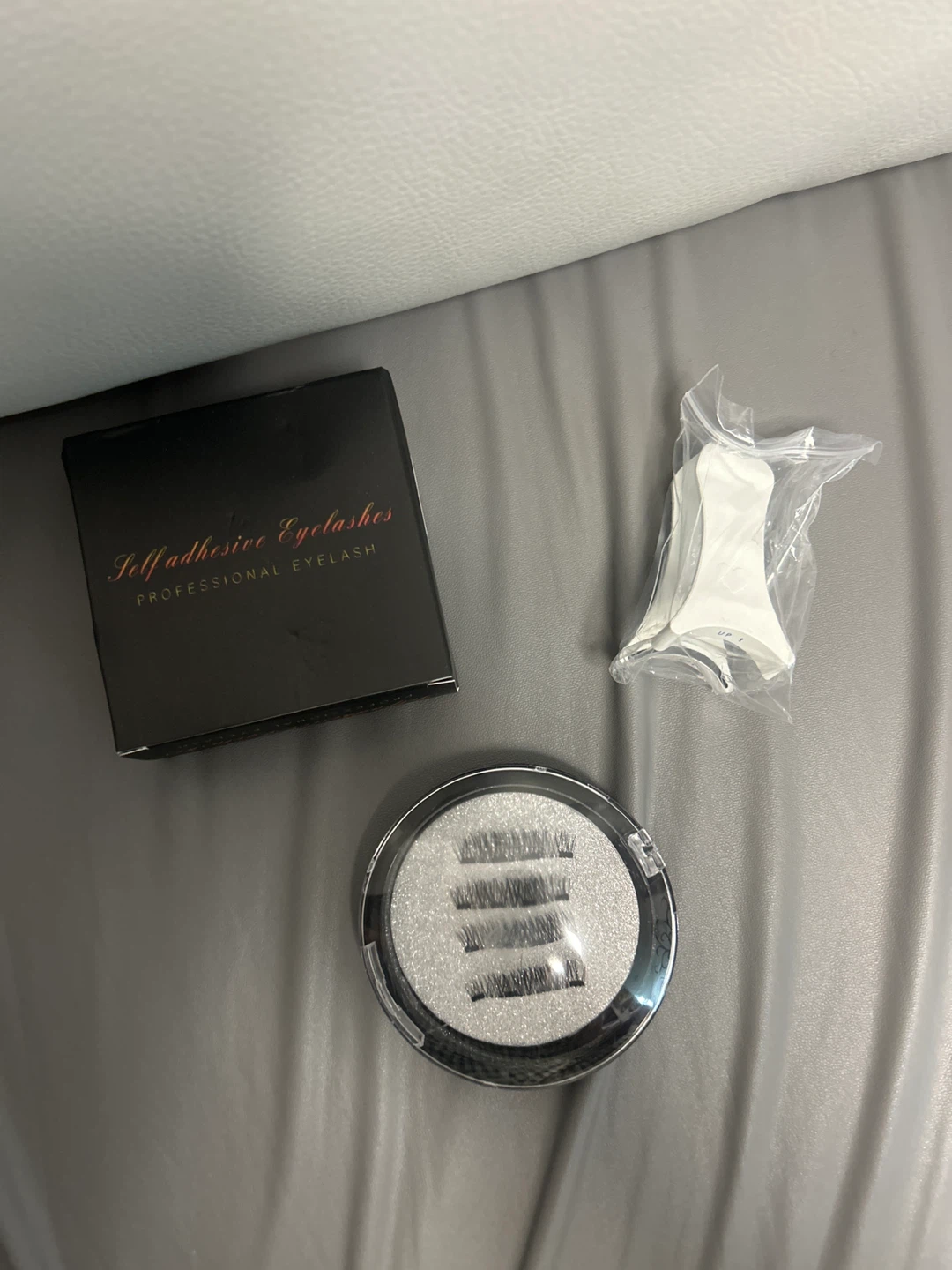 Self-Adhesive Eyelashes Kit