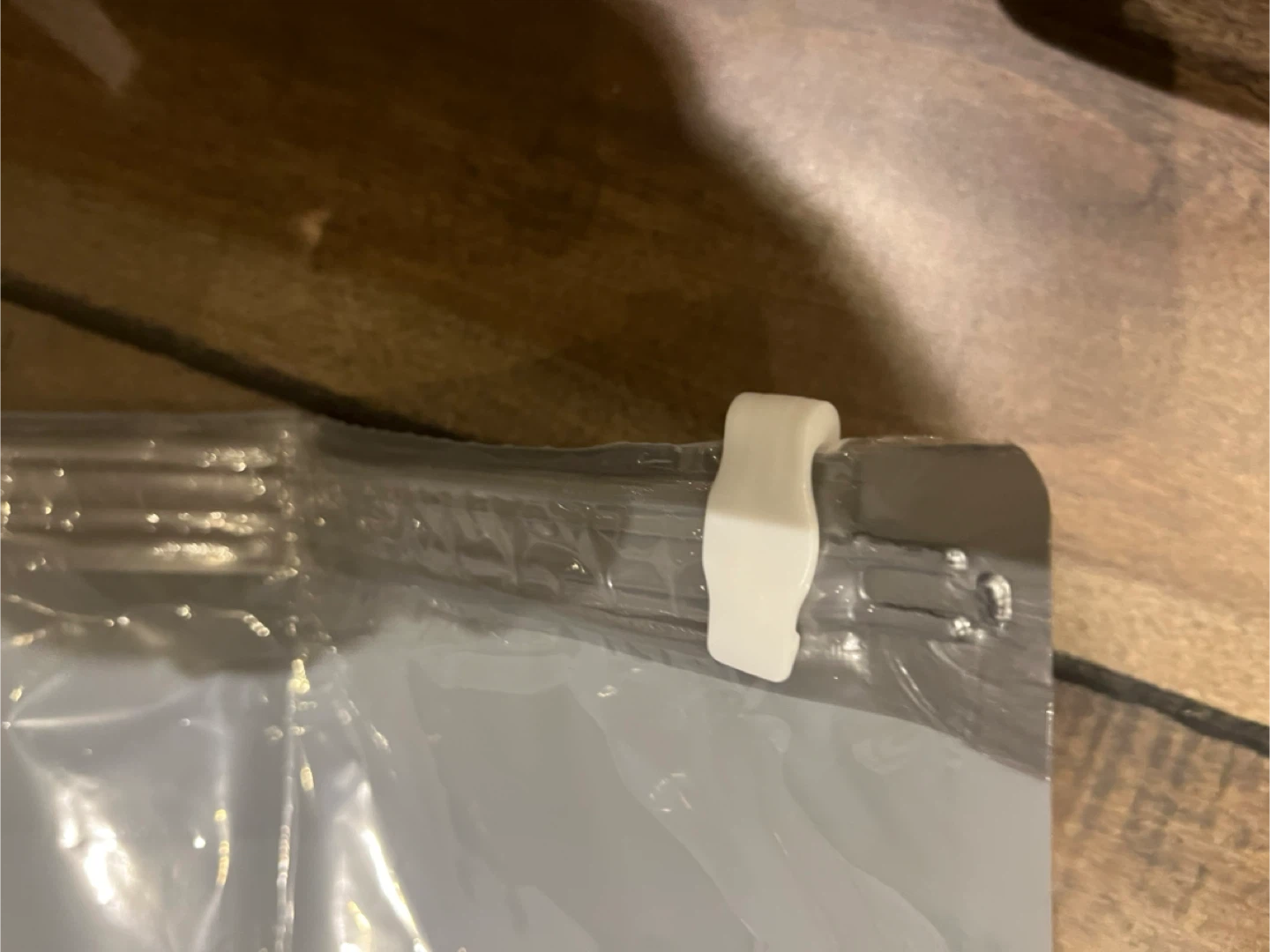 Brand new hanging vacuum bags for clothes storage - photo 5