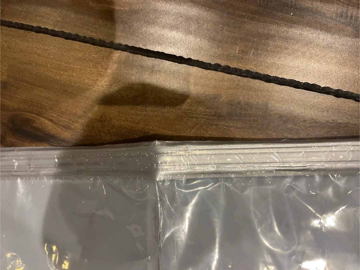 Brand new hanging vacuum bags for clothes storage - photo 3