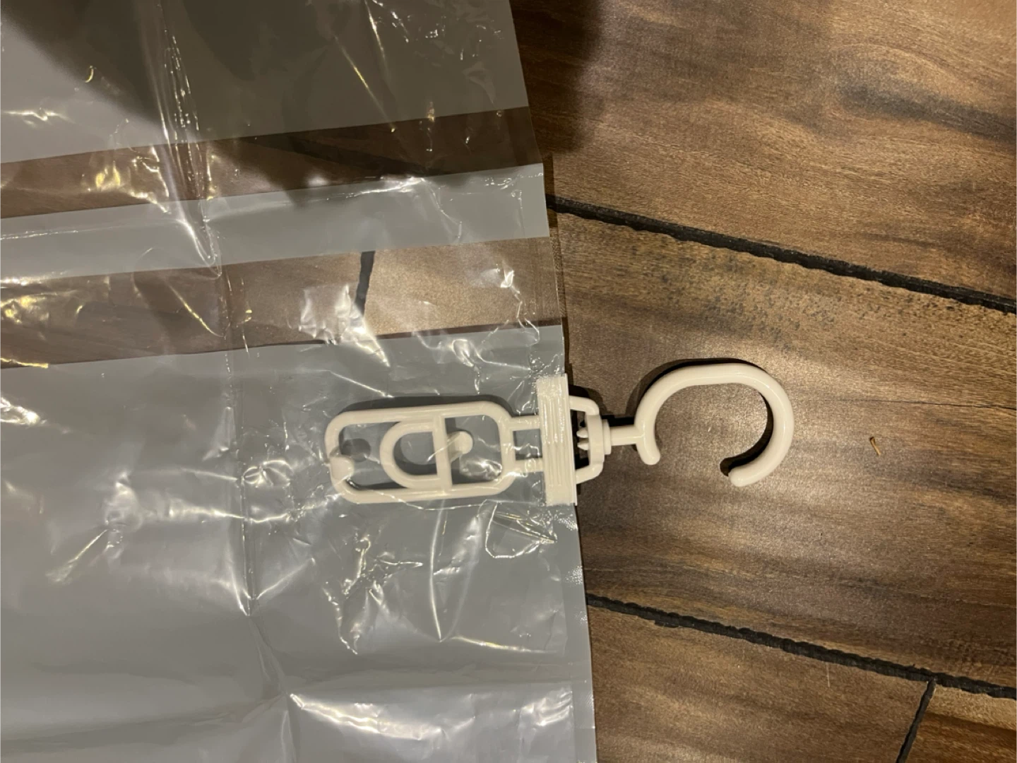 Brand new hanging vacuum bags for clothes storage - photo 4