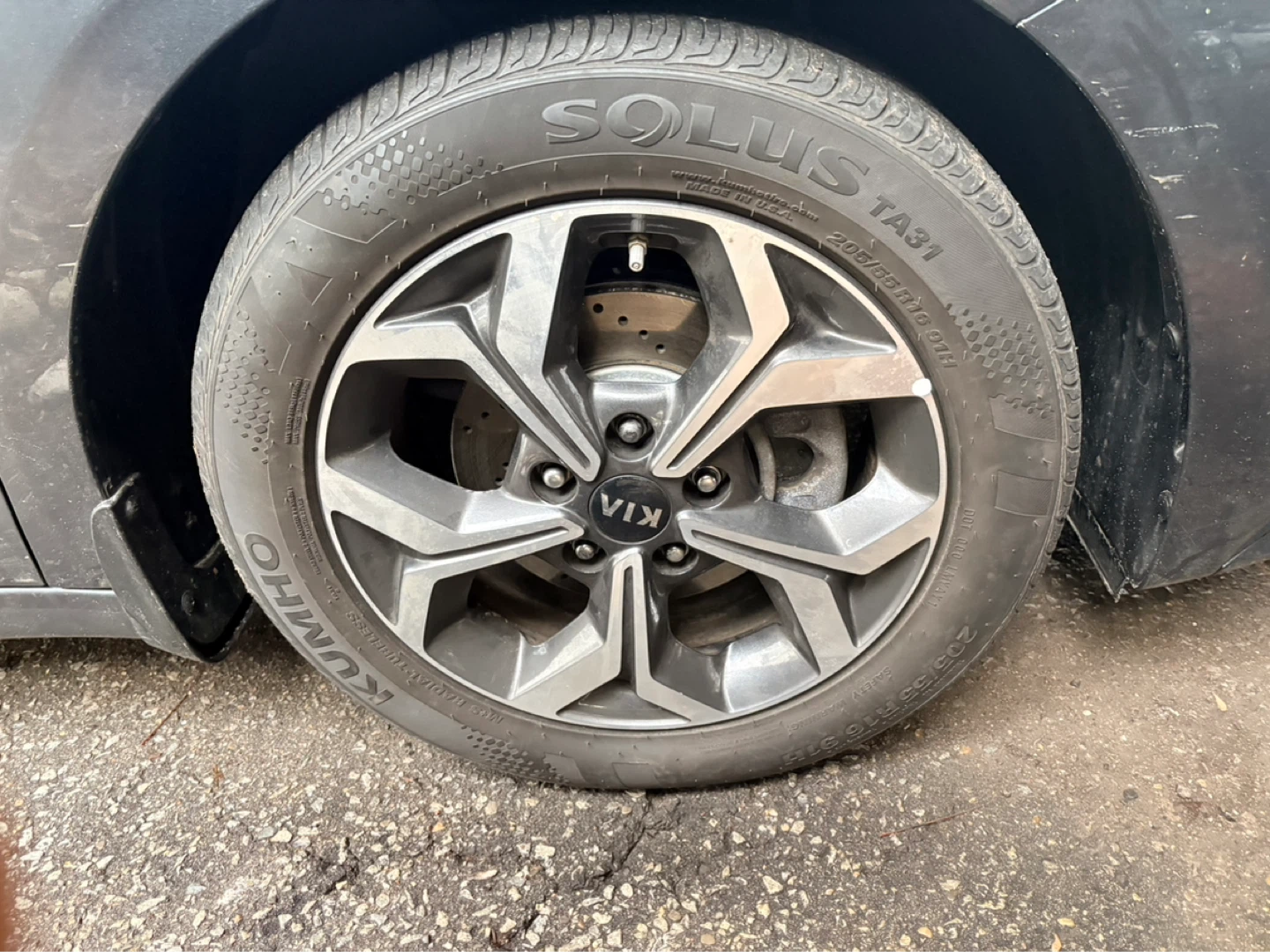 Kia rims Kumho 205/55 R16 with tire sensors - photo 2