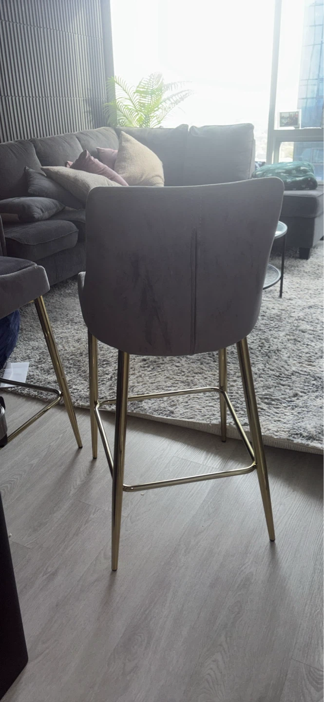 Set of 2 Gray Velvet Bar Stools with Gold Legs - photo 2