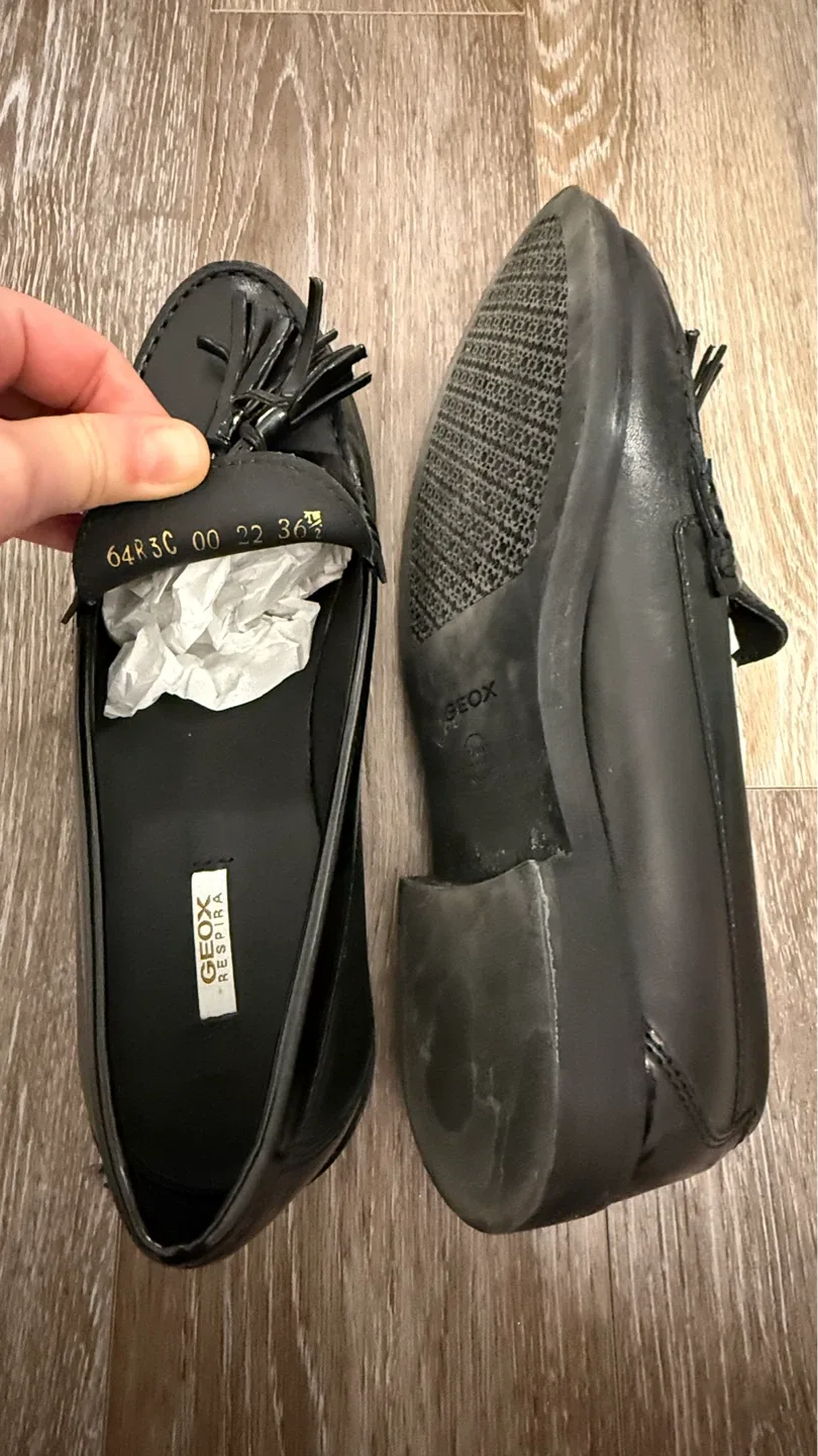 Geox Black Leather Tassel Loafer Shoes - photo 2