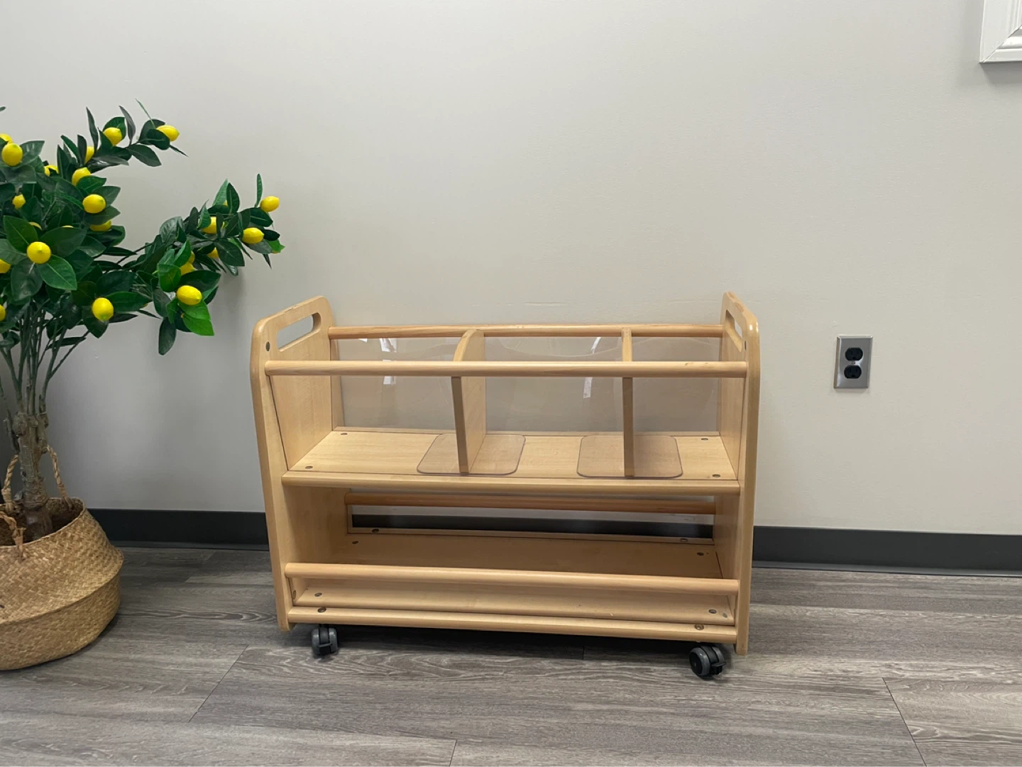 Millhouse kids toy and book cart