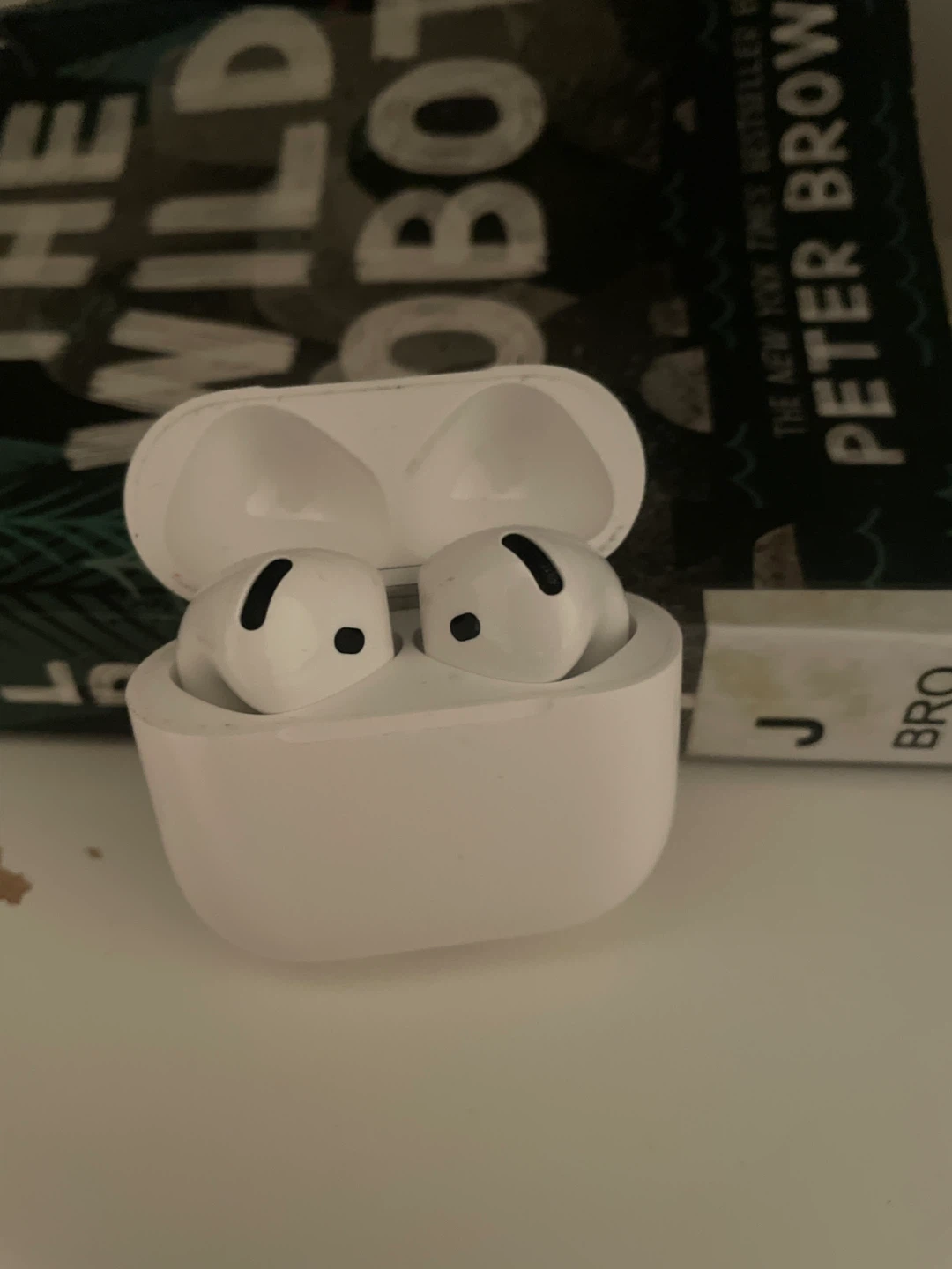 Apple AirPods 4 Pro - photo 2