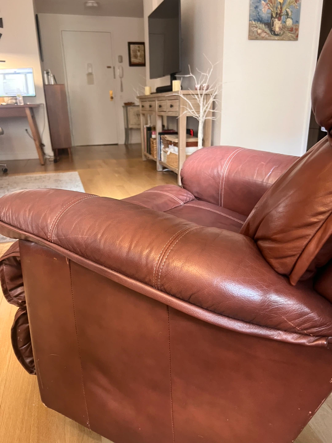 Brown Leather Recliner Chair - photo 5