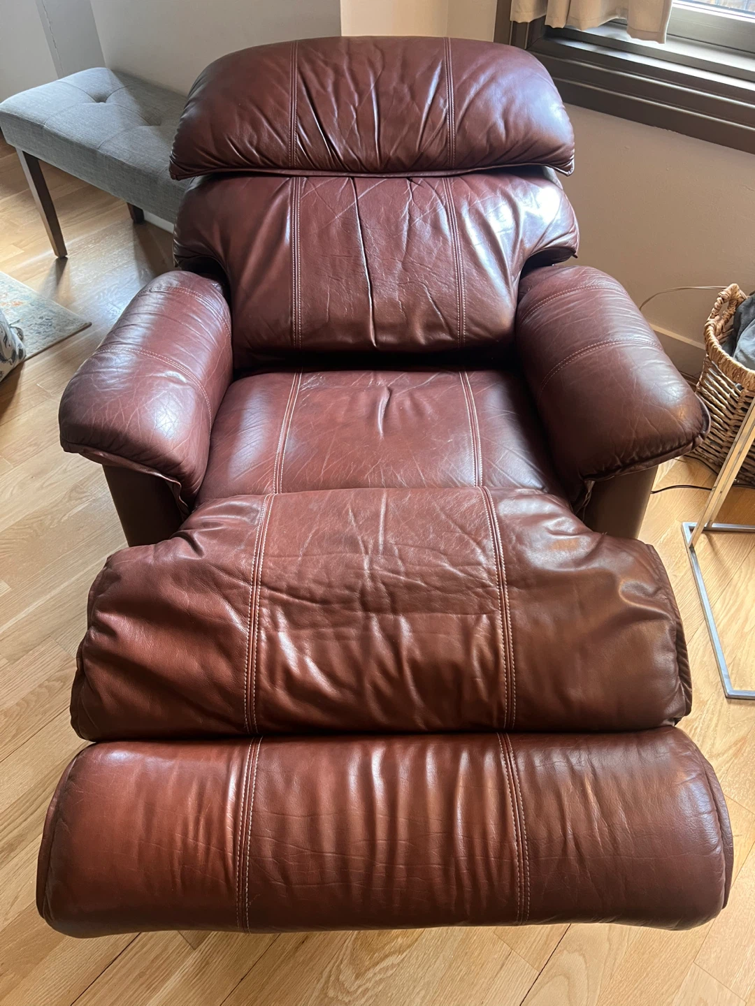 Brown Leather Recliner Chair - photo 4