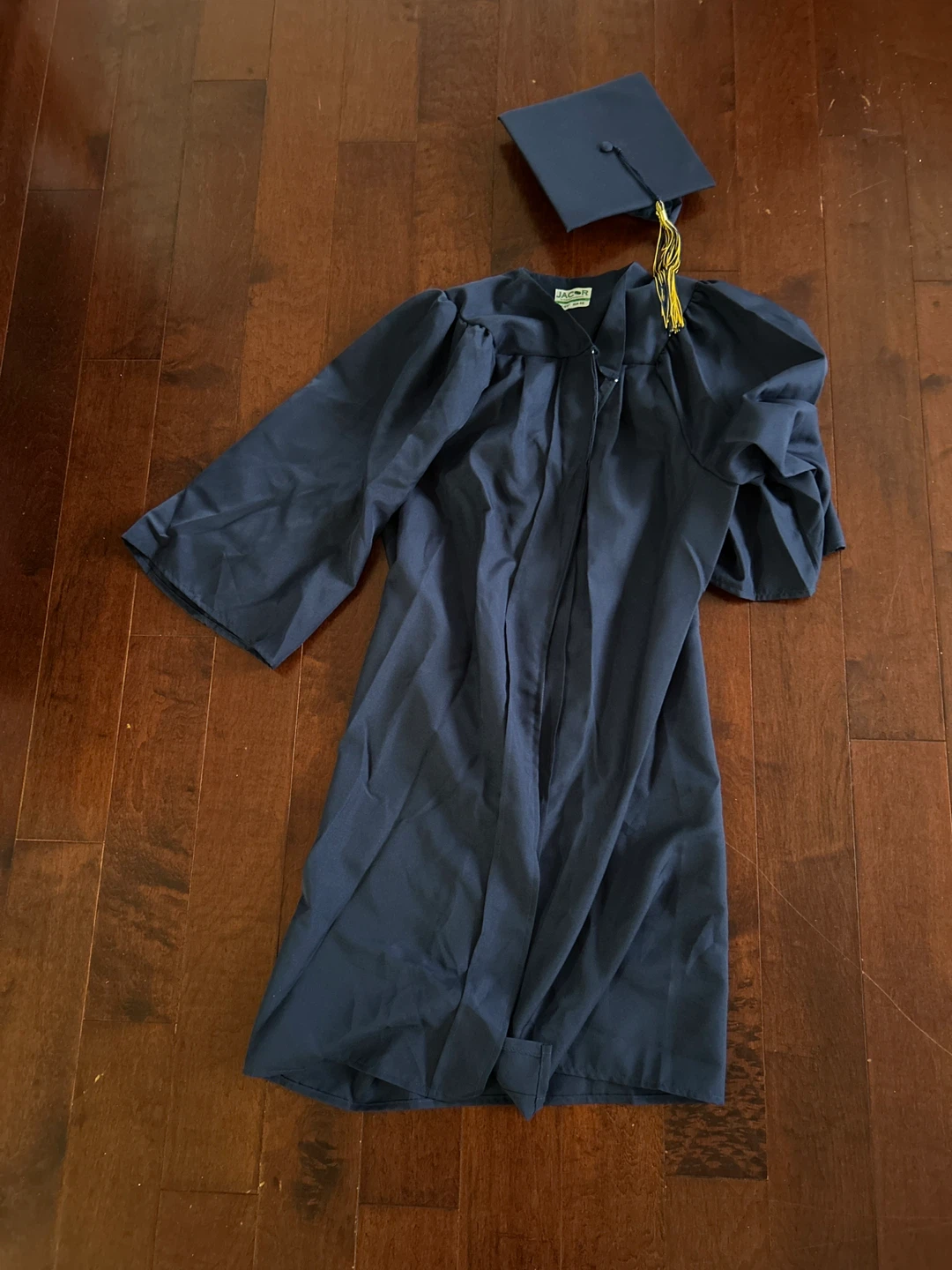 Northview Secondary School -Graduation Cap and Gown Set