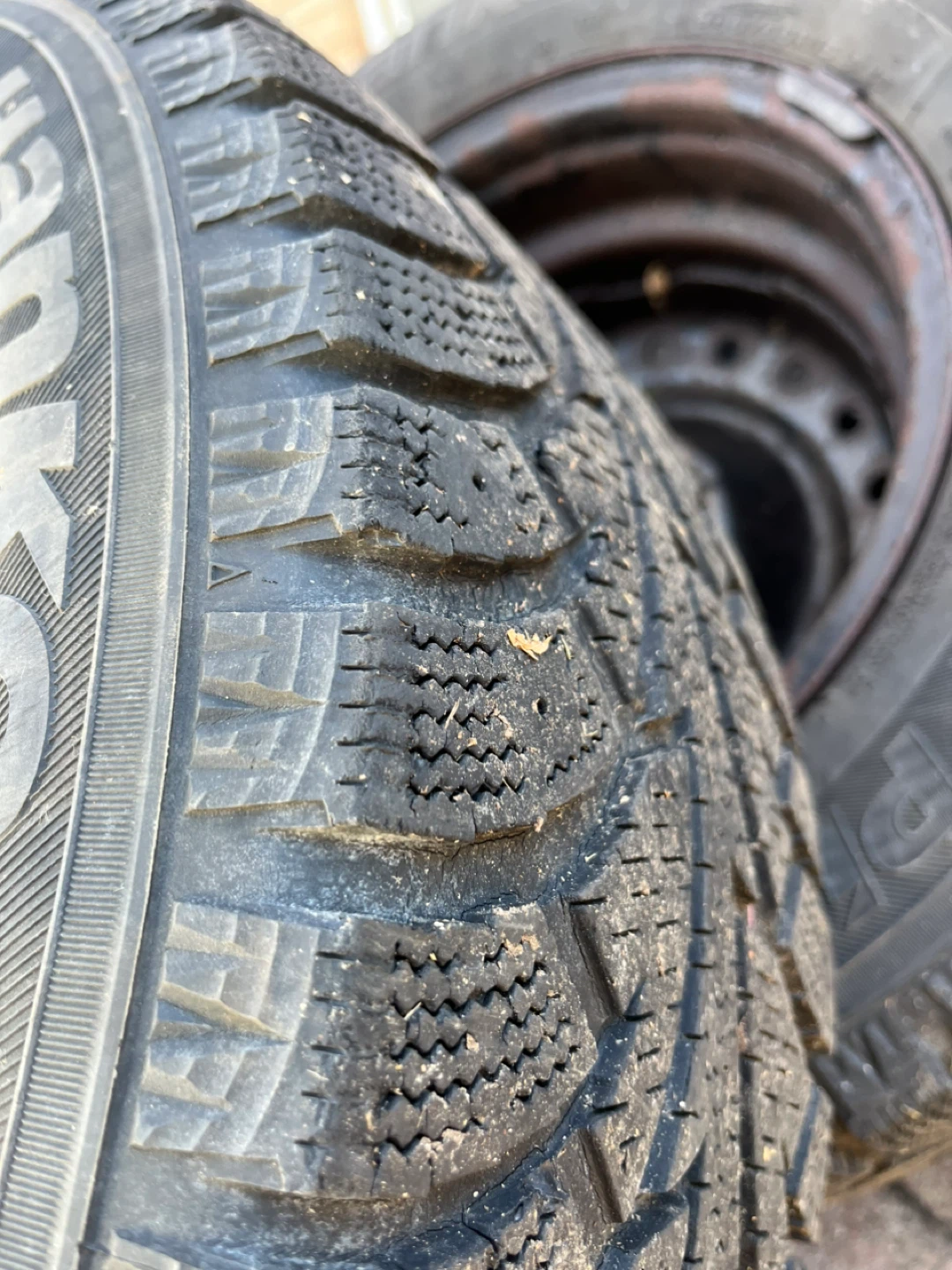 Hankook Winter Tires - 4 Tires - photo 2