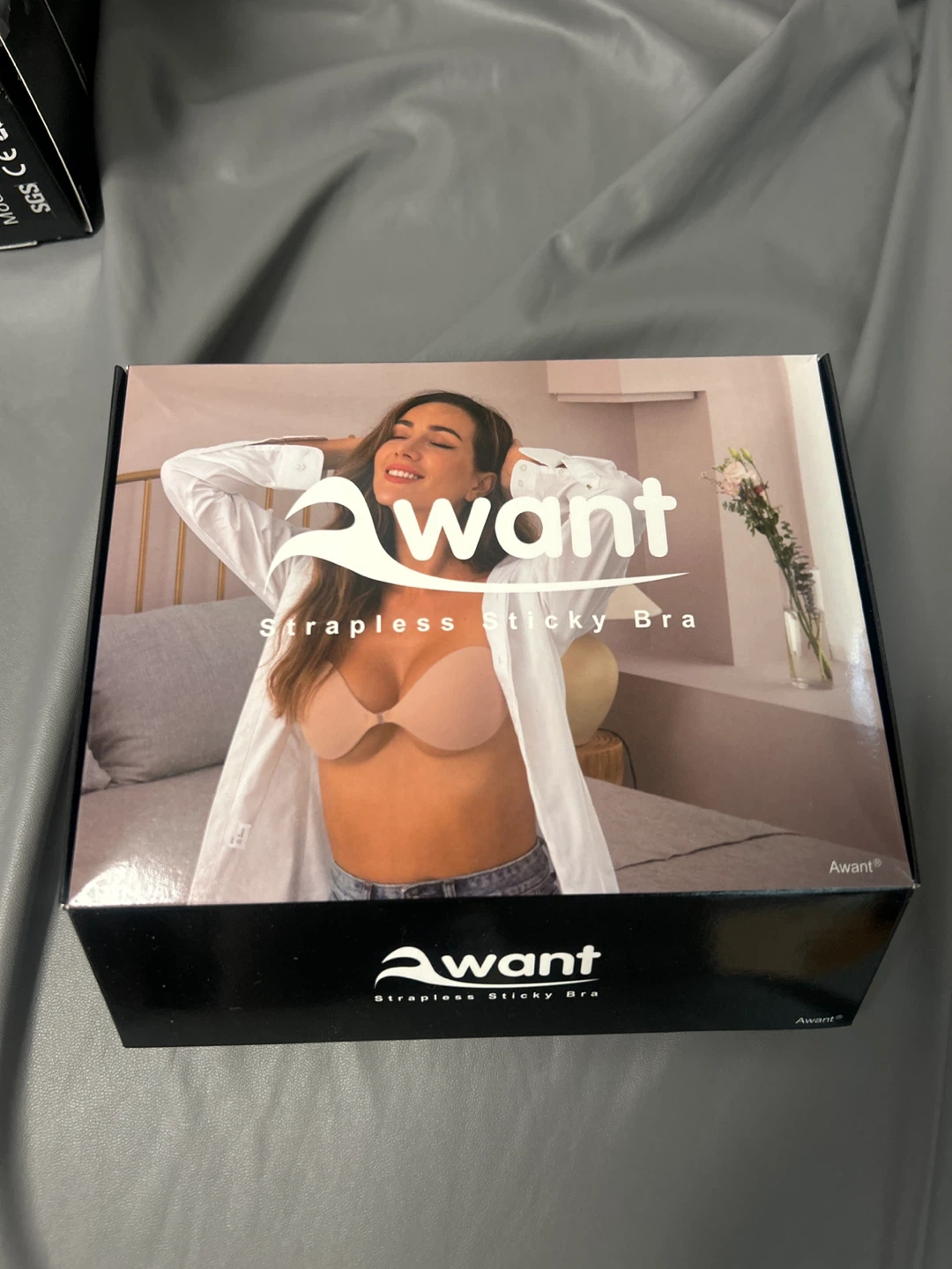 2pcs Nude Awant Strapless Sticky Bra