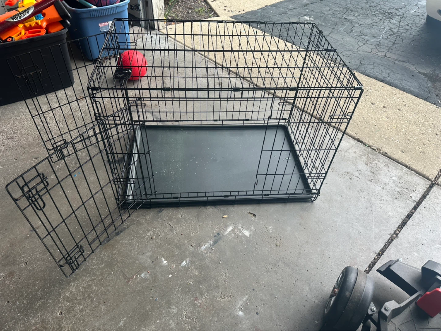 Large Black Wire Dog Crate with Two Doors