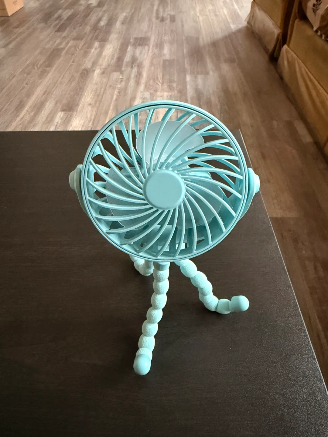 Portable Mini Fan with Flexible Tripod - photo 2