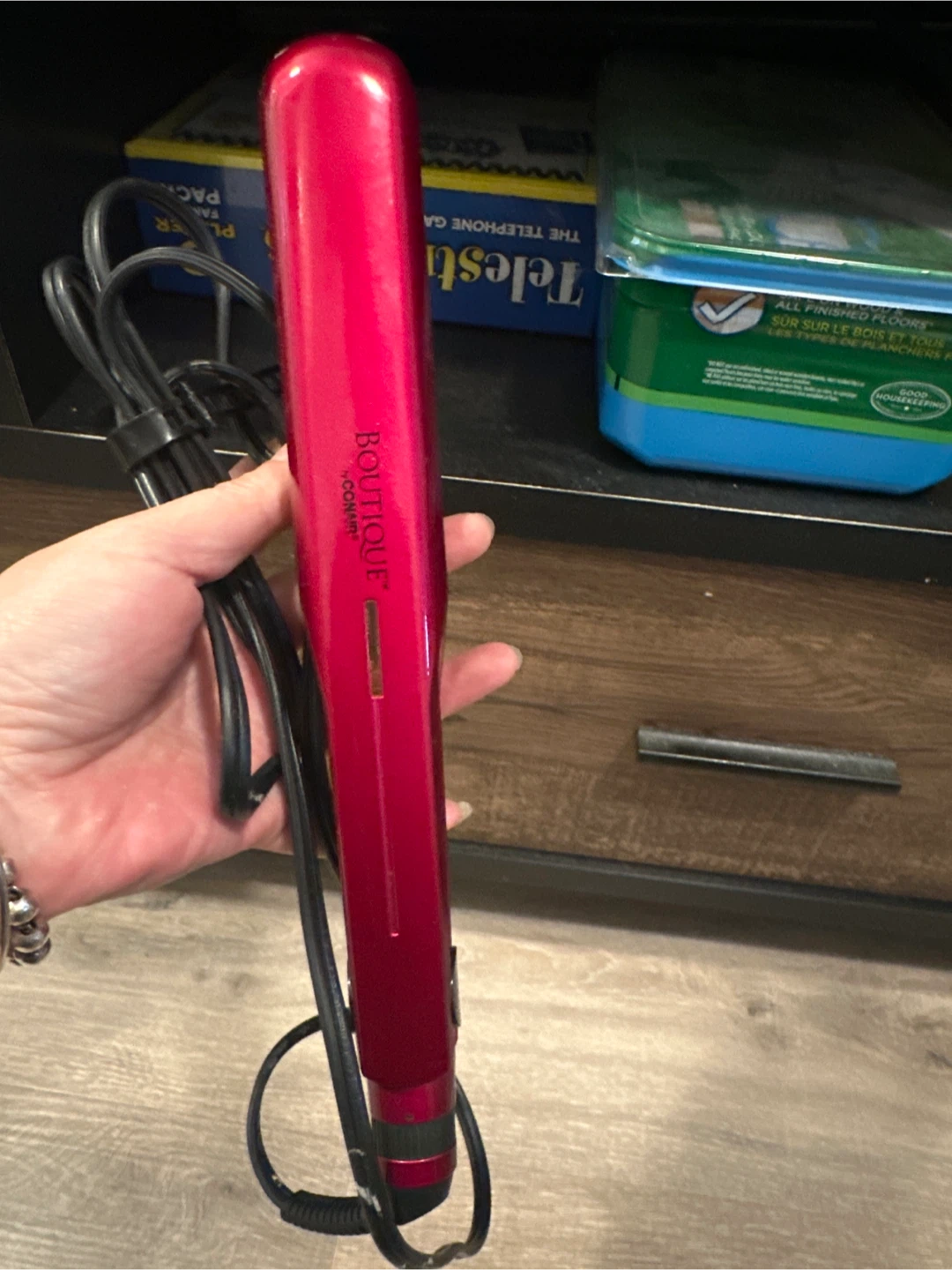 Conair BOUTIQUE Hair Straightener