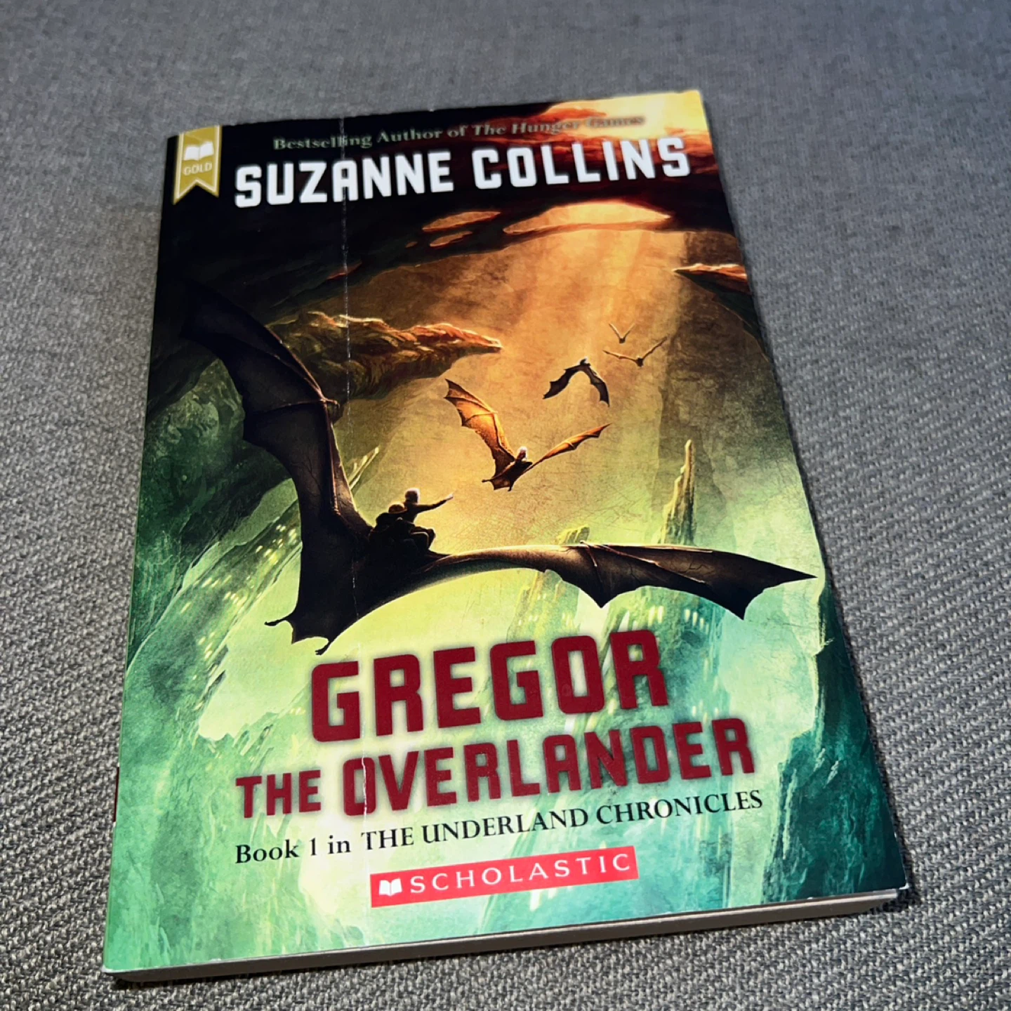 Gregor the Overlander Book 1 by Suzanne Collins - photo 2